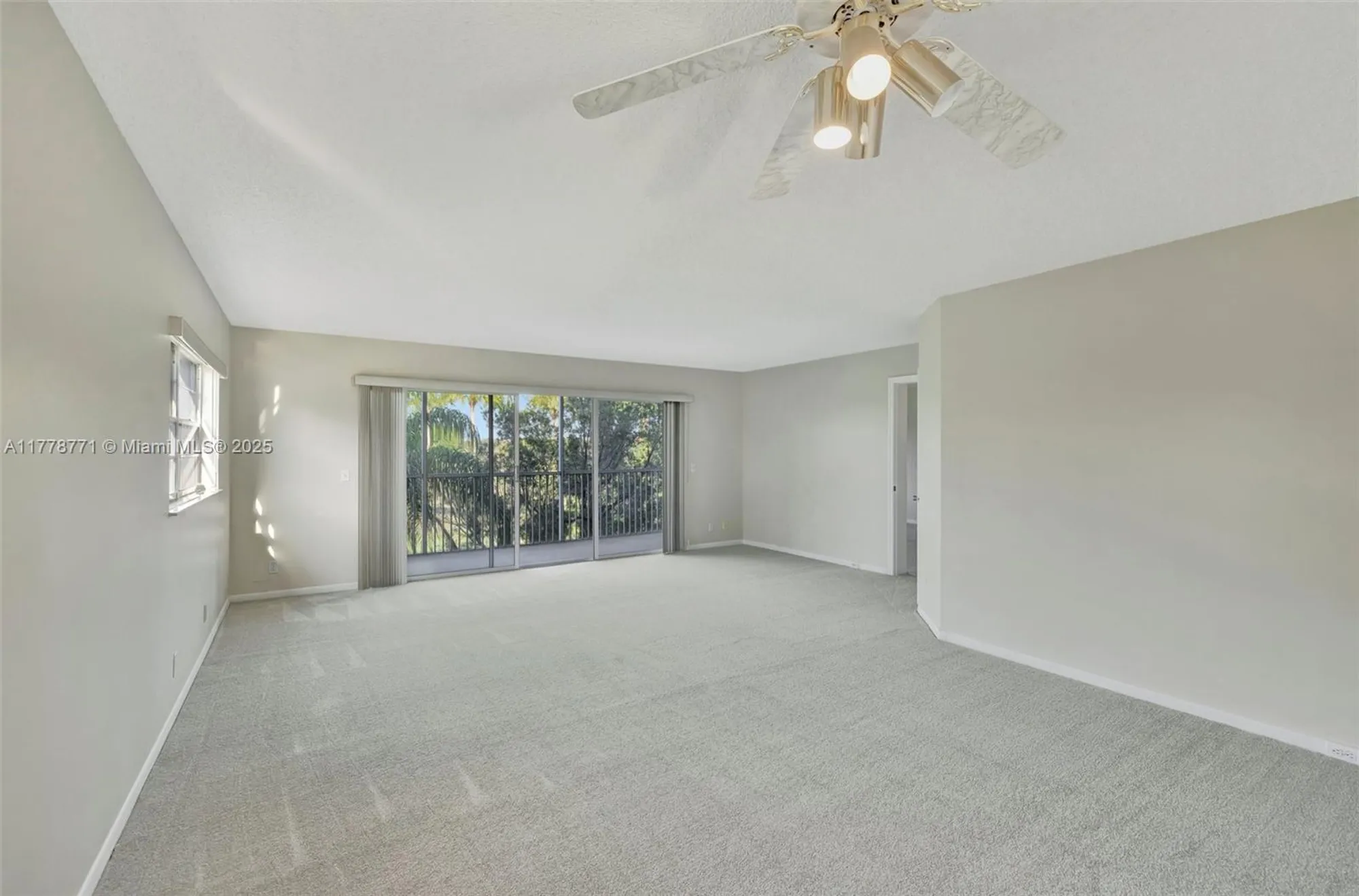 Property Slideshow image 3 of 60 | 12701 sw 13th st 301f, Pembroke Pines, FL, 33027