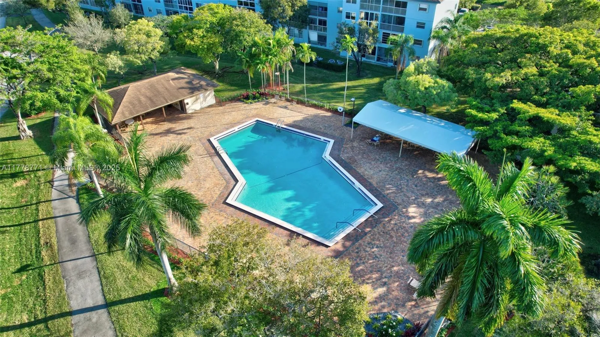 Property Slideshow image 30 of 60 | 12701 sw 13th st 301f, Pembroke Pines, FL, 33027