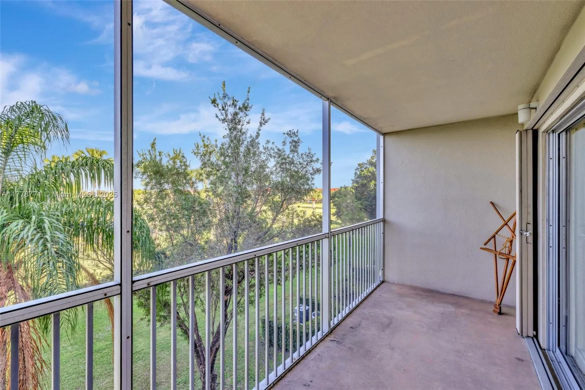 Property Slideshow image 44 of 60 | 12701 sw 13th st 301f, Pembroke Pines, FL, 33027