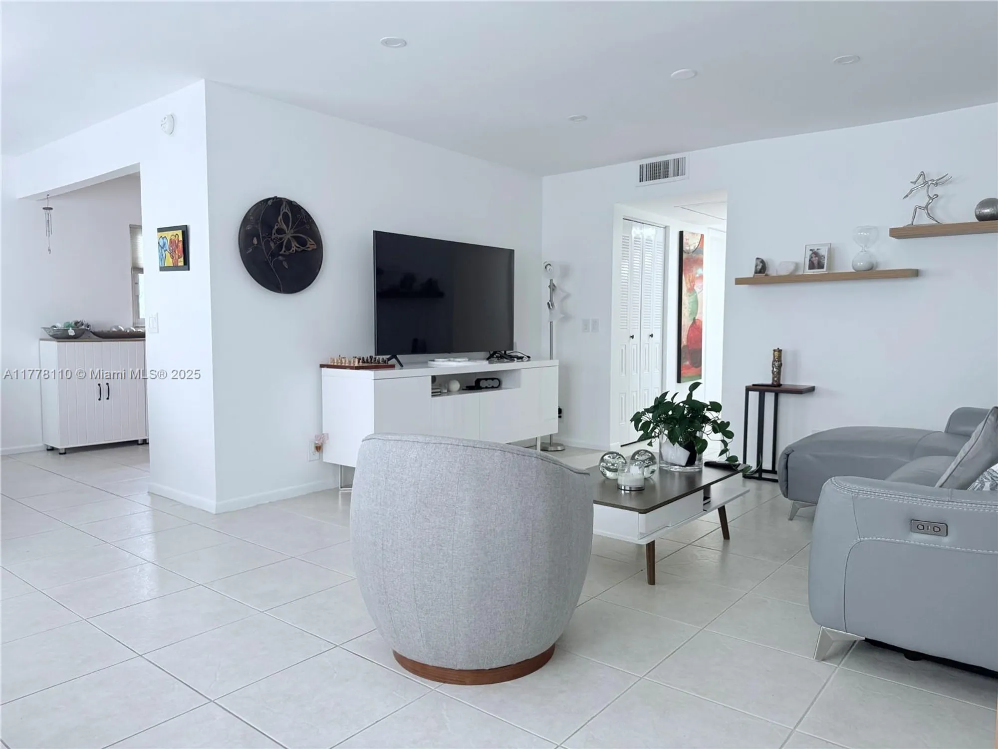 Property Slideshow image 7 of 35 | 13255 sw 7th ct d401, Pembroke Pines, FL, 33027