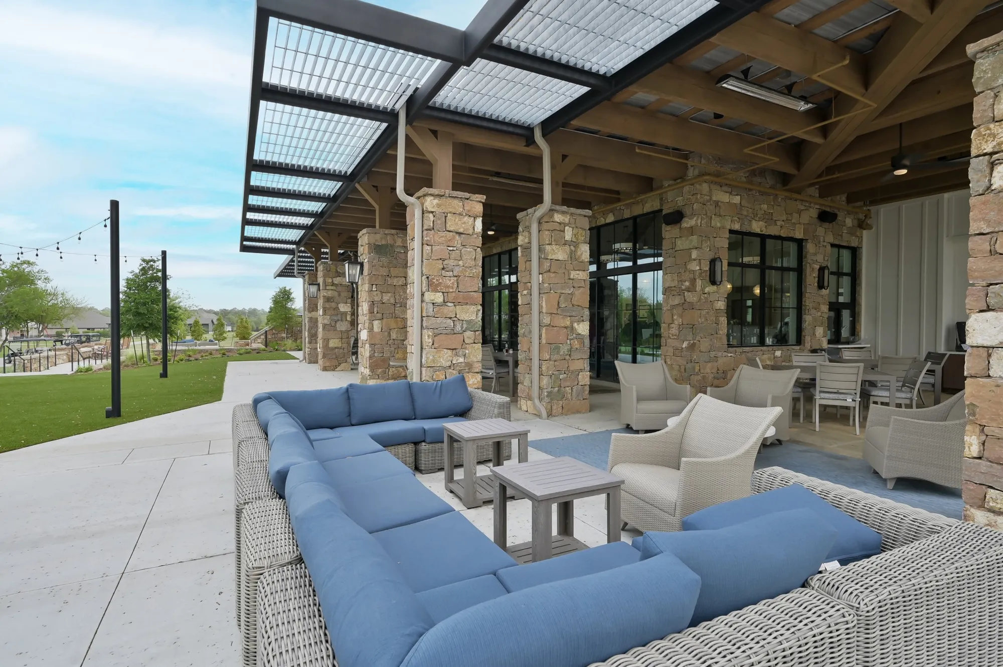 Property Slideshow image 32 of 44 | 9727 rockwell dr, Willis, TX, 77318