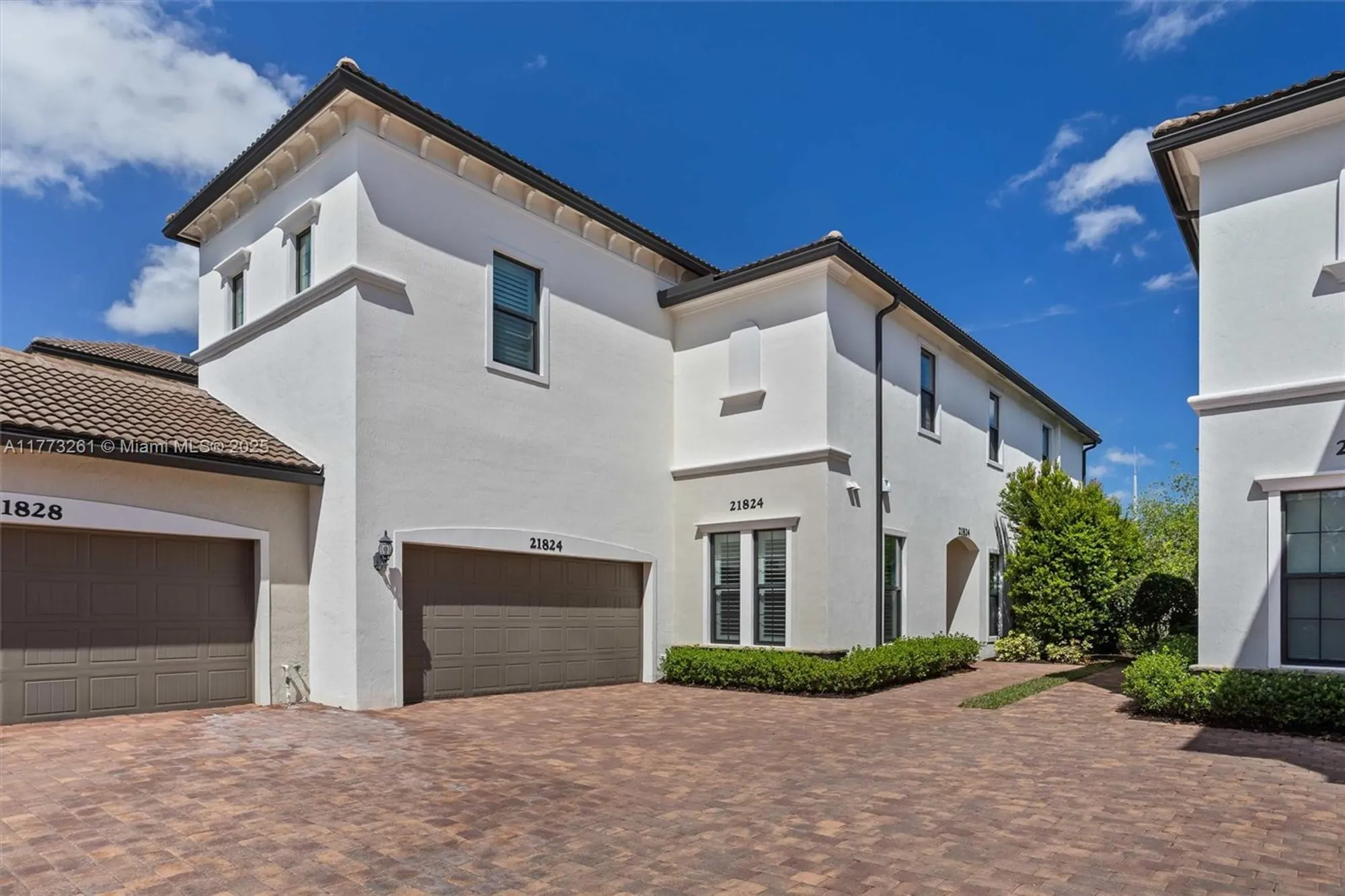 Property Slideshow image 2 of 44 | 21824 canadensis cir # 102, Boca Raton, FL, 33428