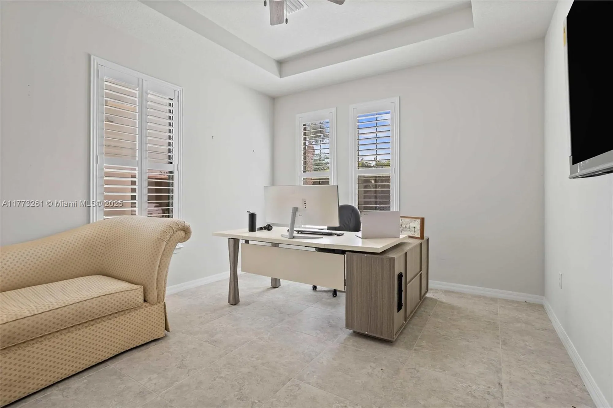 Property Slideshow image 32 of 44 | 21824 canadensis cir # 102, Boca Raton, FL, 33428