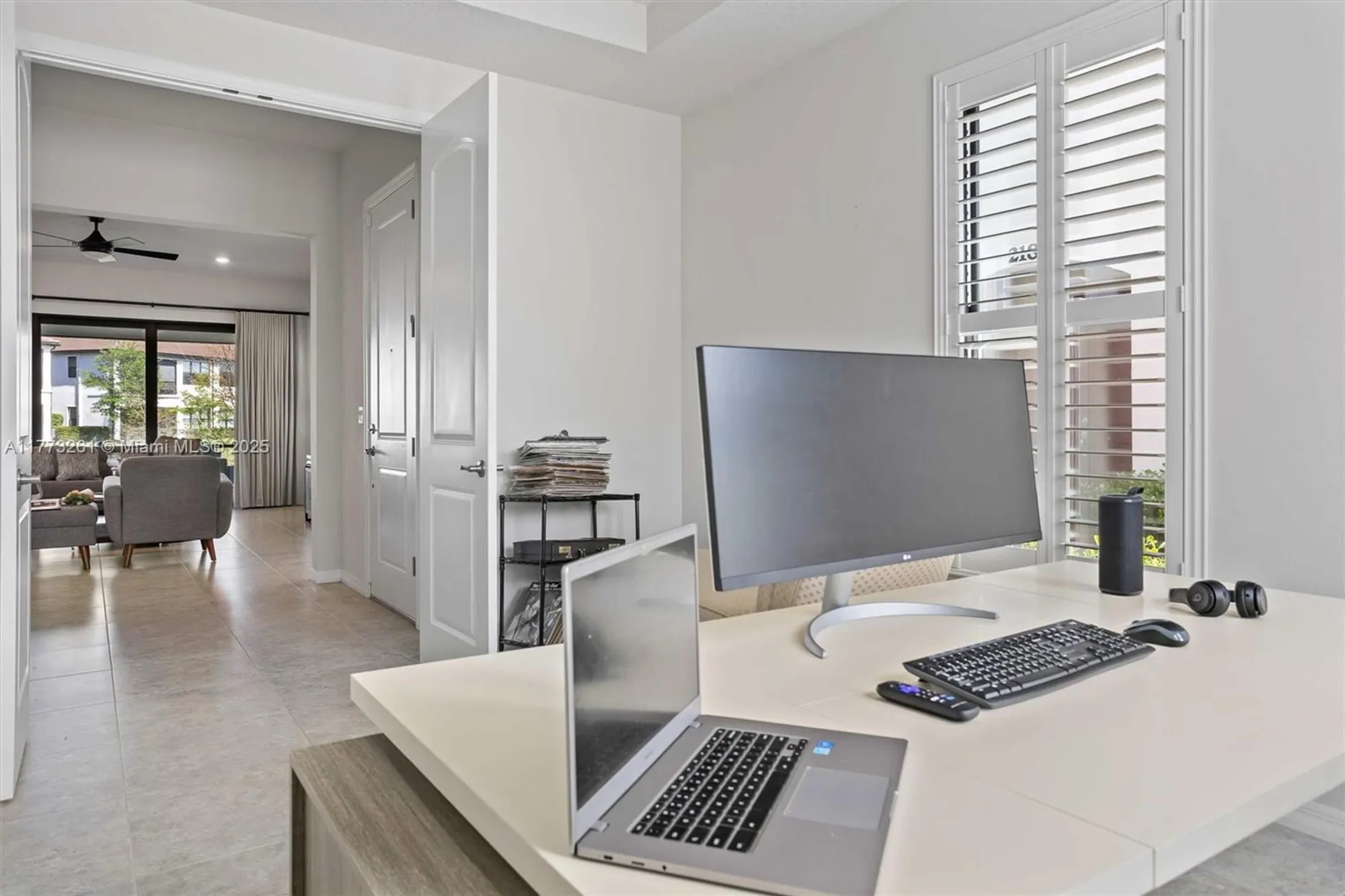 Property Slideshow image 33 of 44 | 21824 canadensis cir # 102, Boca Raton, FL, 33428