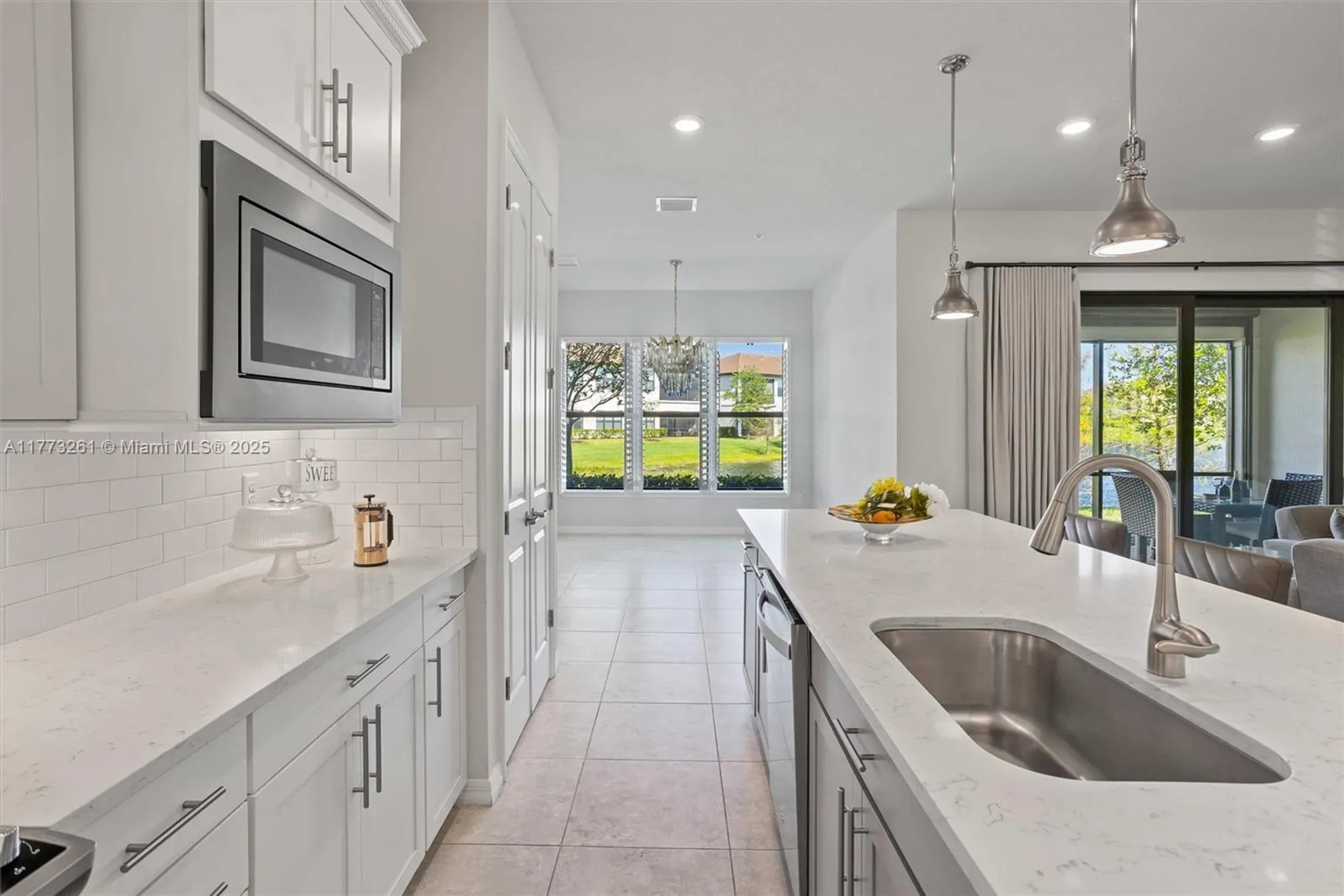 Property Slideshow image 43 of 44 | 21824 canadensis cir # 102, Boca Raton, FL, 33428