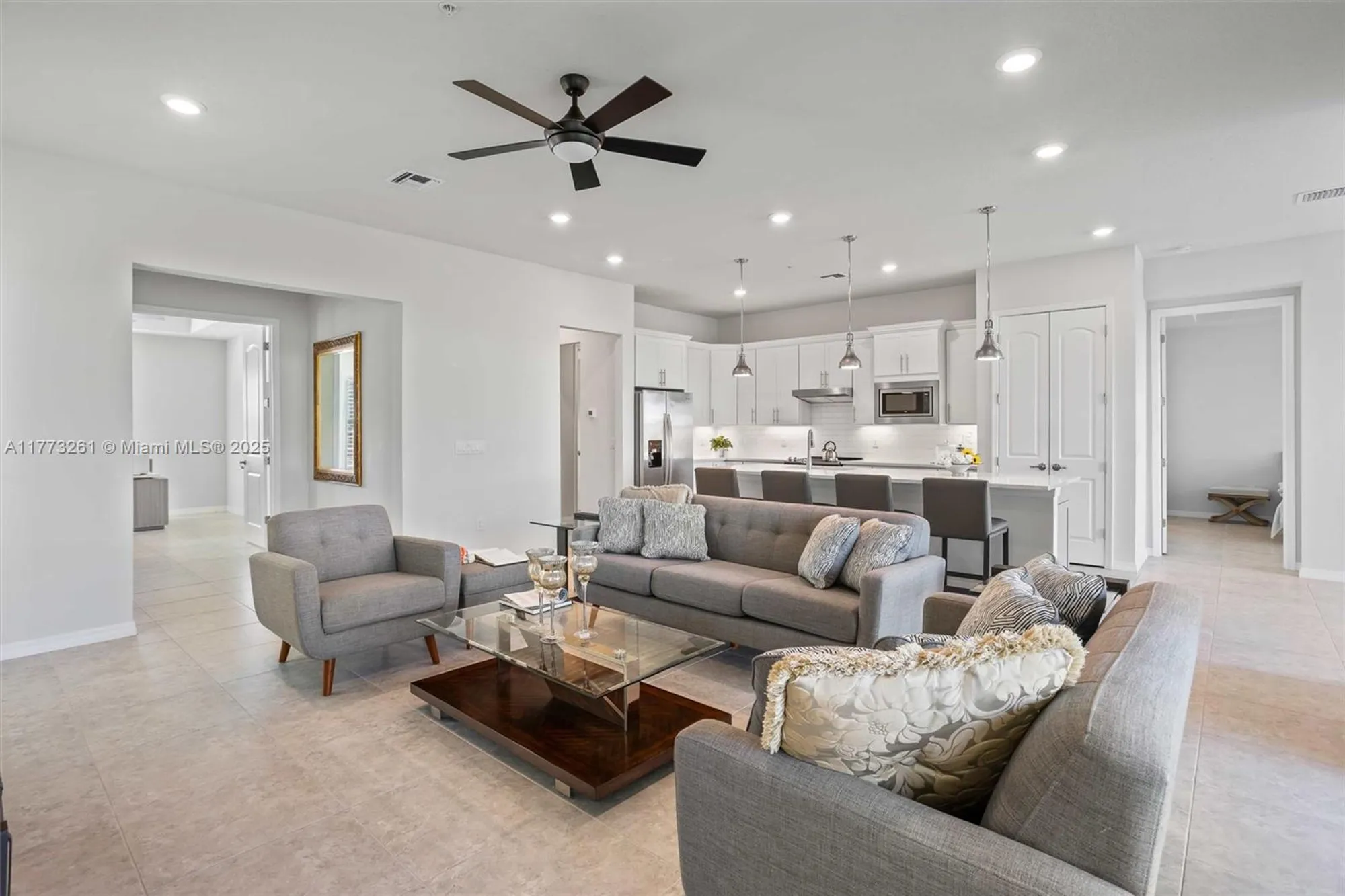 Property Slideshow image 5 of 44 | 21824 canadensis cir # 102, Boca Raton, FL, 33428