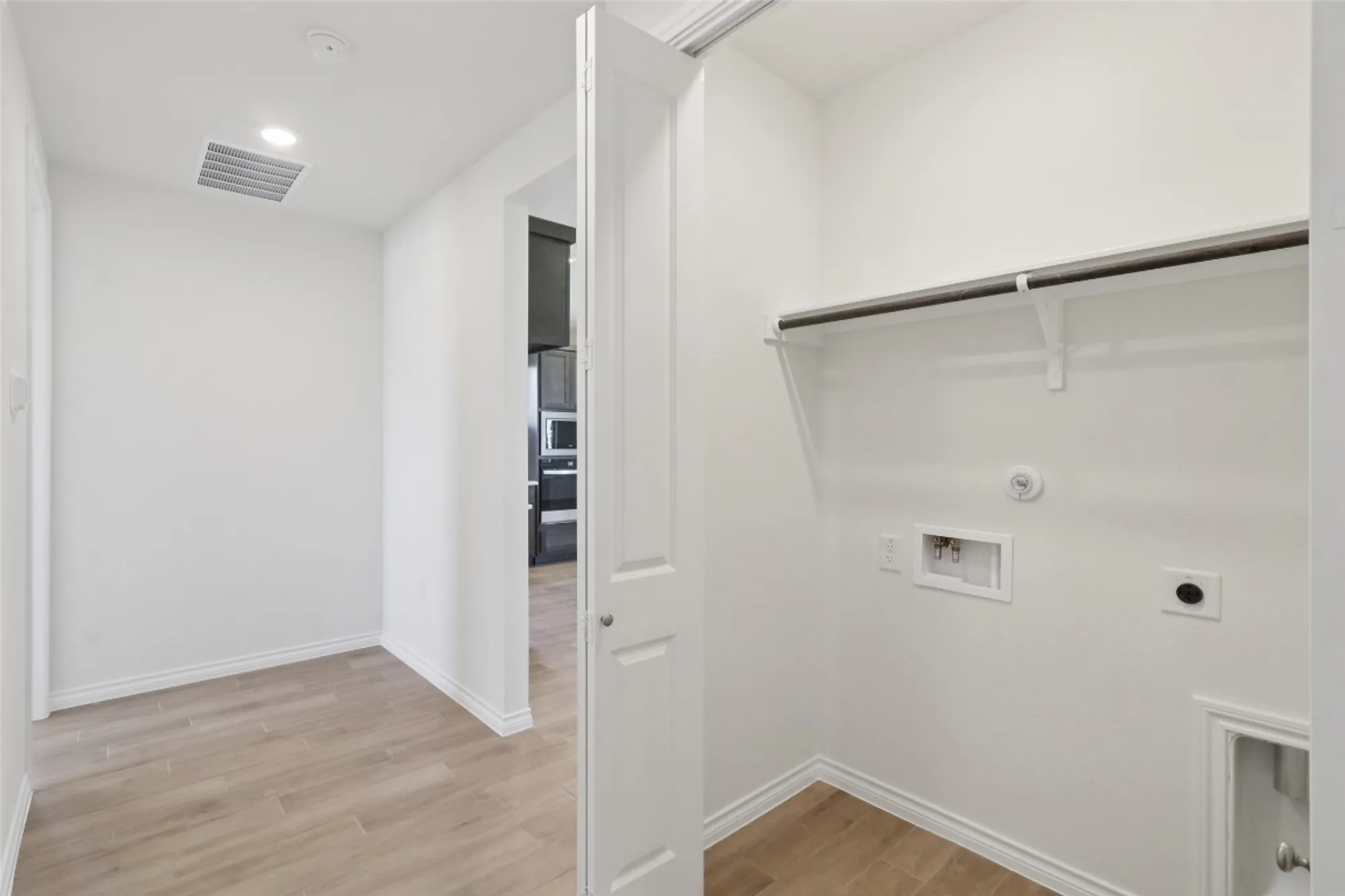 Property Slideshow image 11 of 19 | 156 antoinette way, San Marcos, TX, 78666