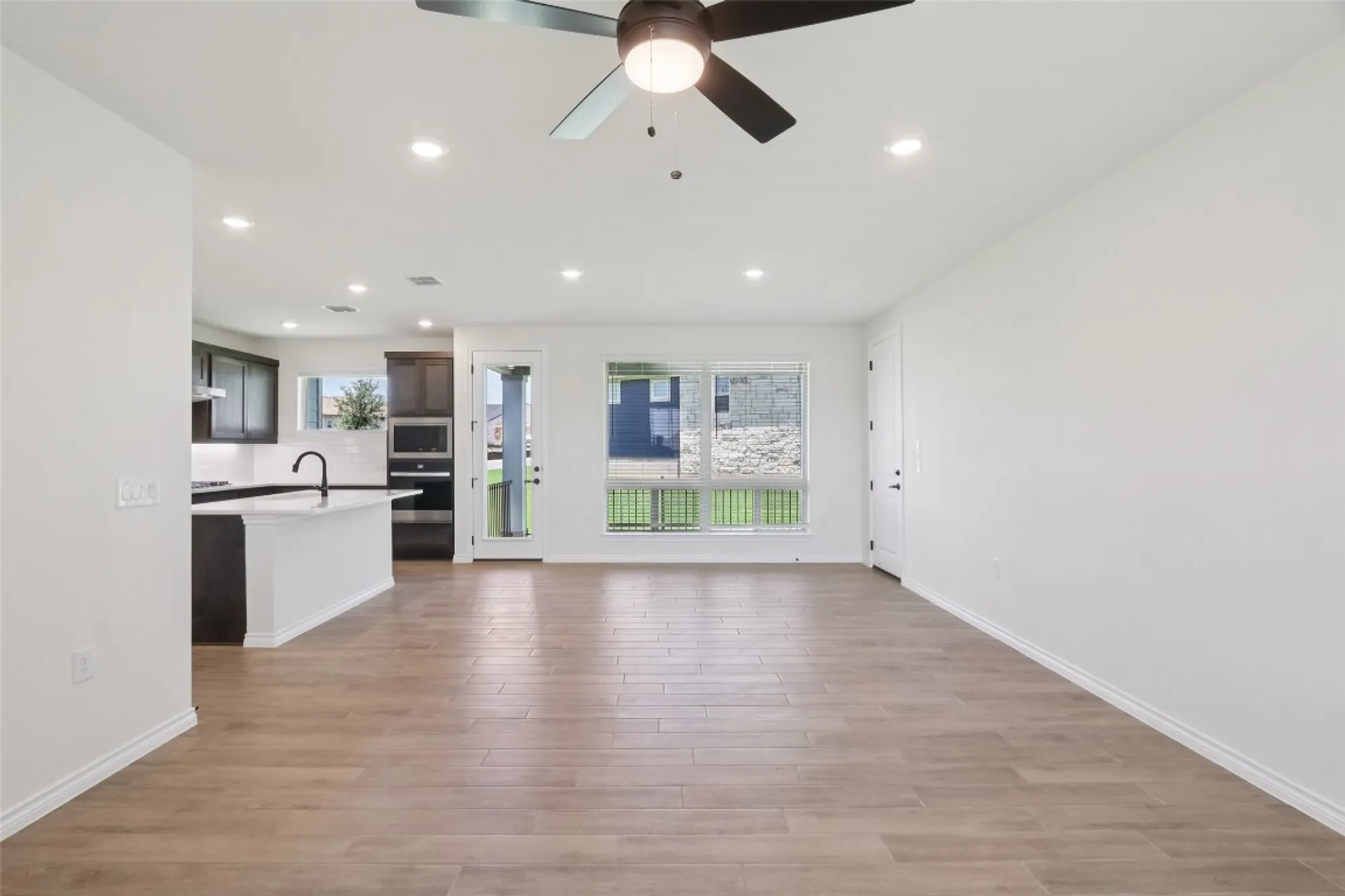 Property Slideshow image 4 of 19 | 156 antoinette way, San Marcos, TX, 78666