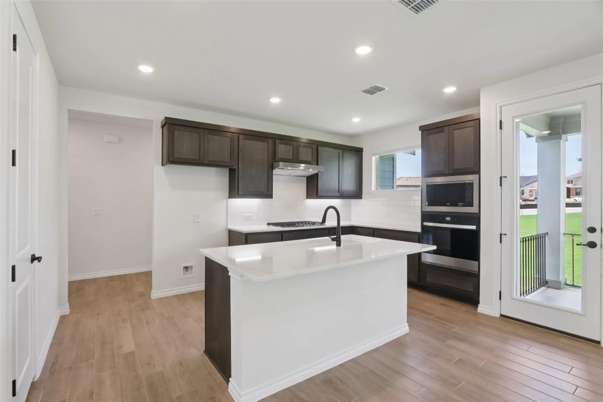 Property Slideshow image 7 of 19 | 156 antoinette way, San Marcos, TX, 78666