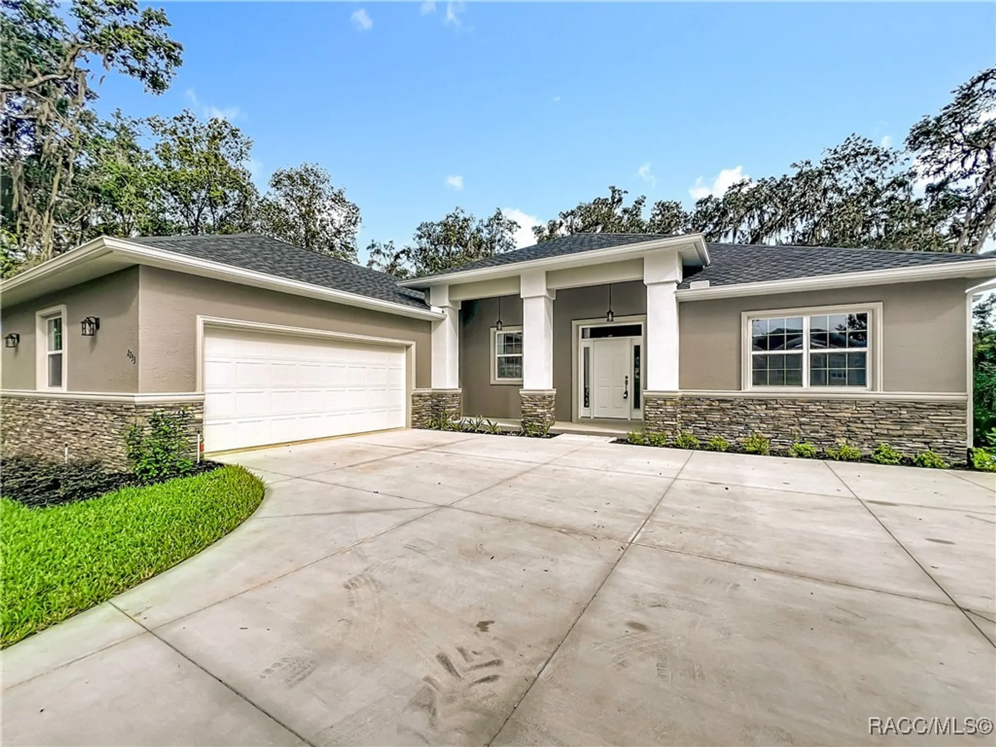 Property Slideshow image 6 of 80 | 2253 n heritage oaks path, Hernando, FL, 34442