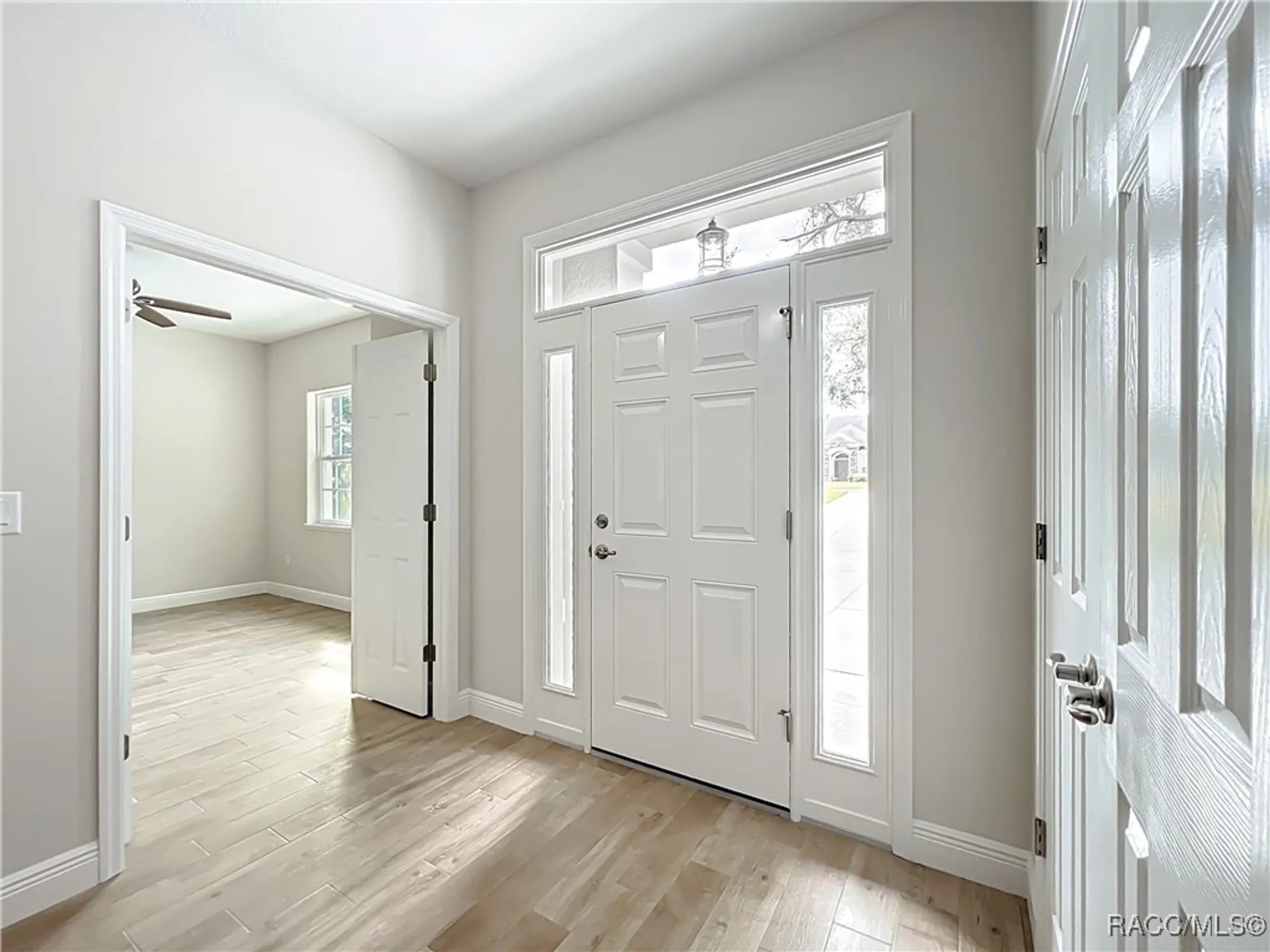 Property Slideshow image 9 of 80 | 2253 n heritage oaks path, Hernando, FL, 34442