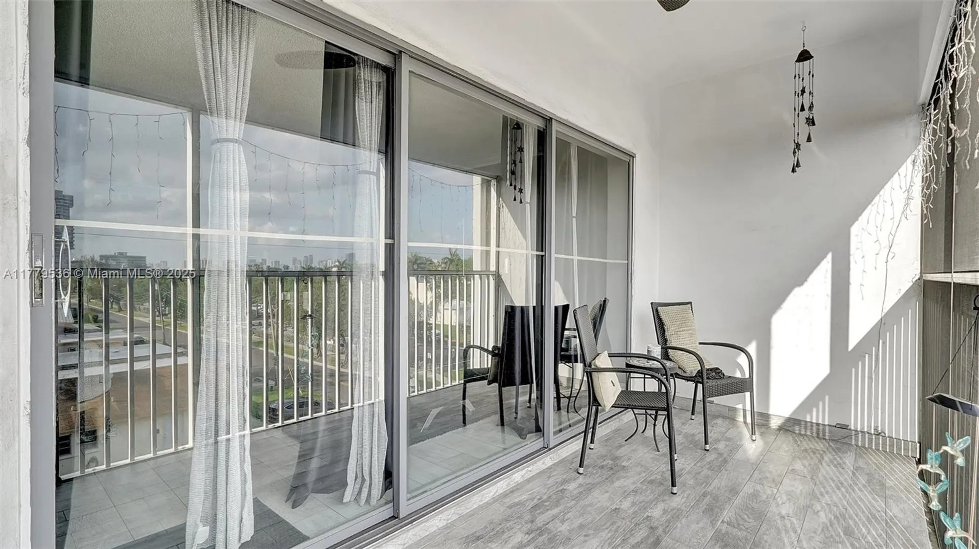 Property Slideshow image 36 of 44 | 329 se 3rd st apt 405s, Hallandale Beach, FL, 33009