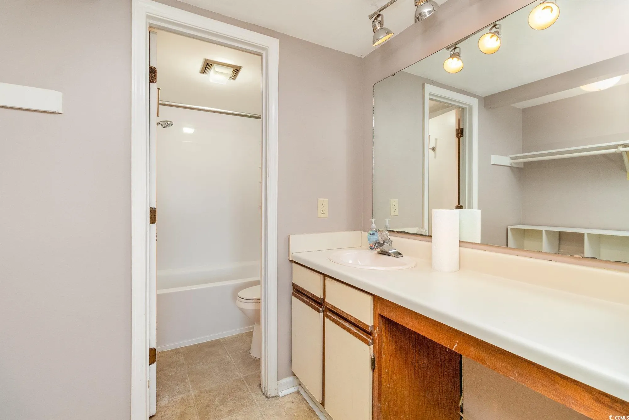 Property Slideshow image 20 of 32 | 6850 blue heron blvd unit 305, Myrtle Beach, SC, 29588