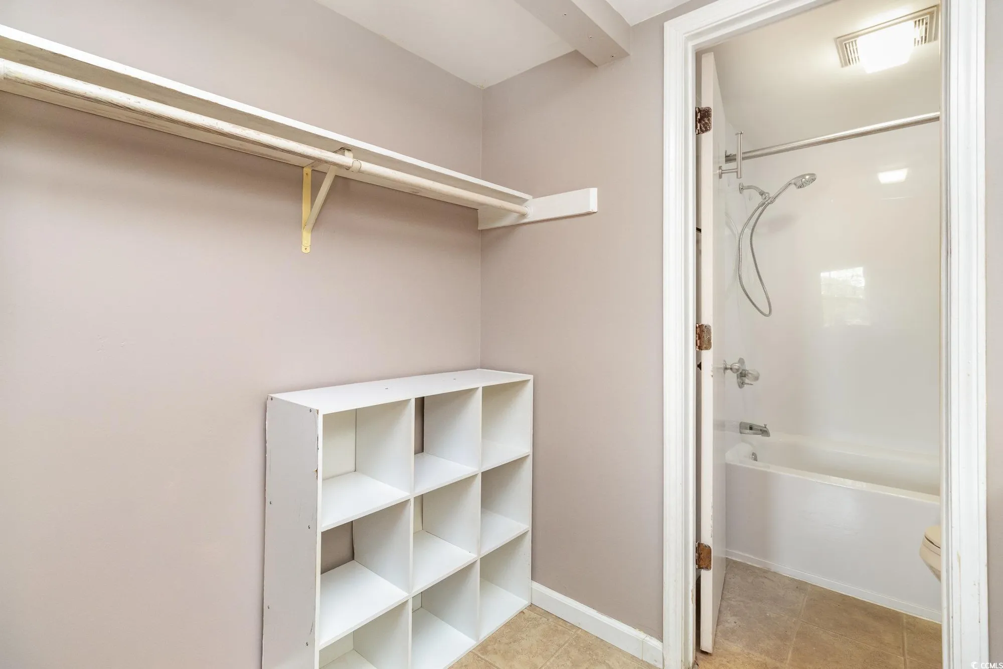 Property Slideshow image 22 of 32 | 6850 blue heron blvd unit 305, Myrtle Beach, SC, 29588