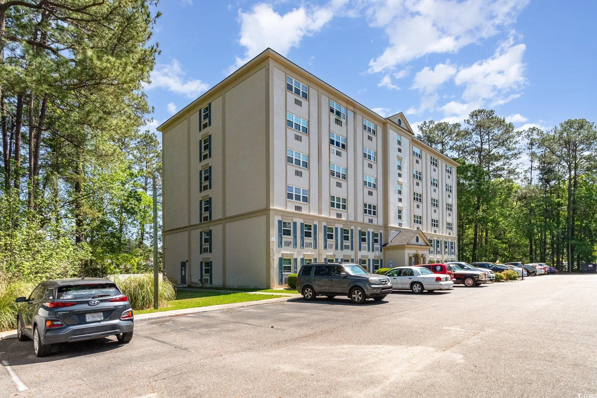 Property Slideshow image 5 of 32 | 6850 blue heron blvd unit 305, Myrtle Beach, SC, 29588