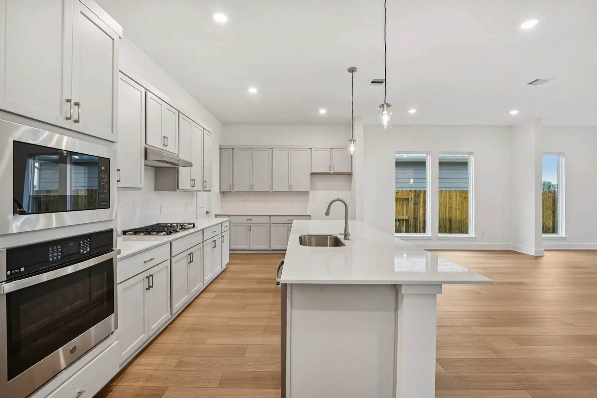 Property Slideshow image 7 of 28 | 23523 steely thicket trl, Tomball, TX, 77375