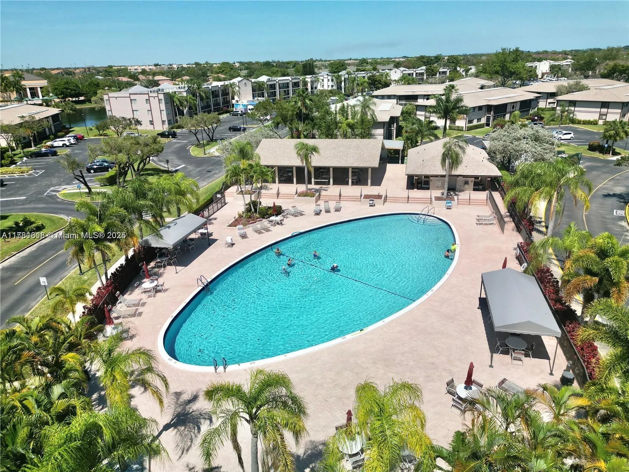 Property Slideshow image 6 of 8 | 9674 s belfort cir # 202, Tamarac, FL, 33321