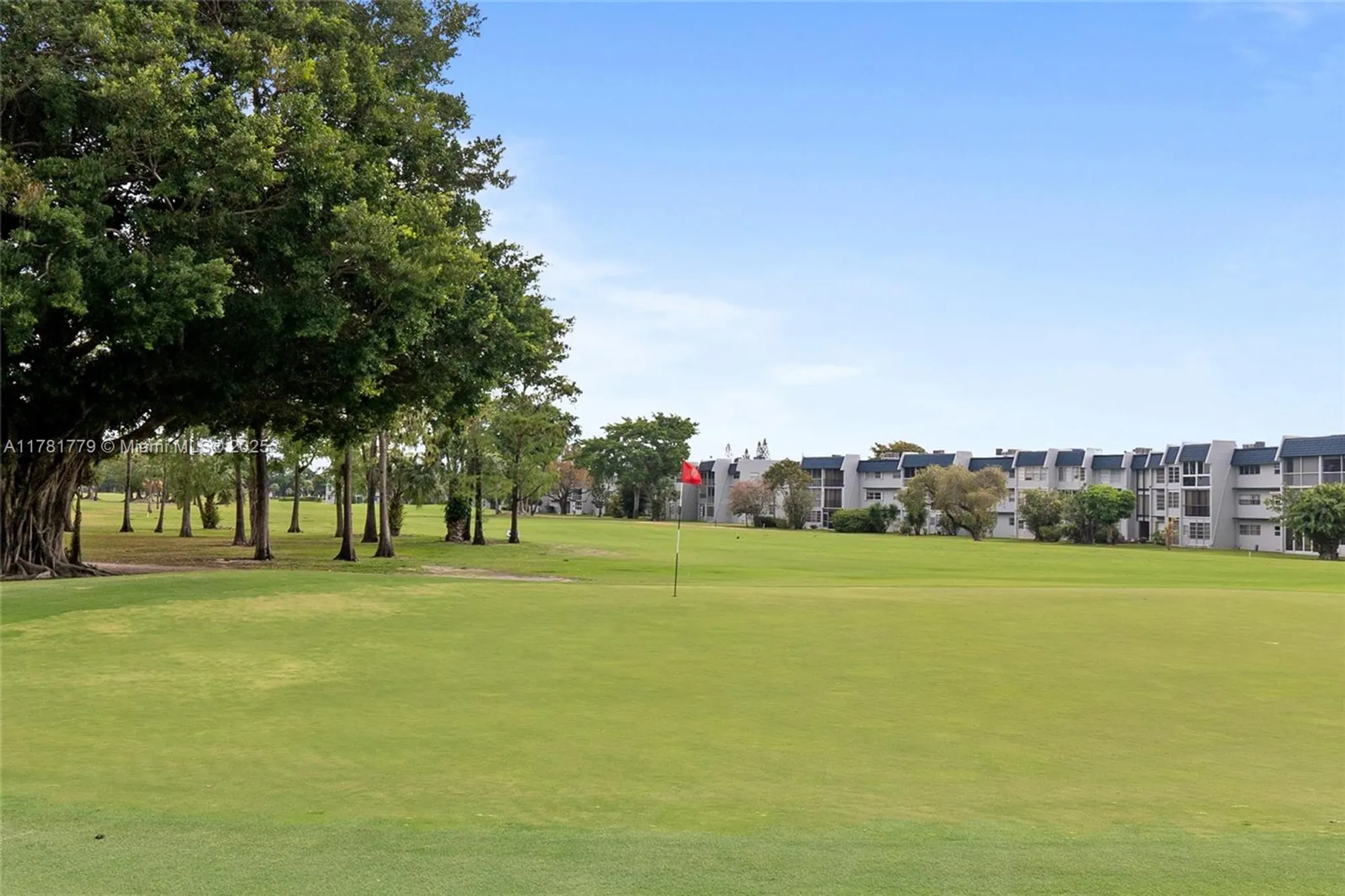 Property Slideshow image 21 of 29 | 1020 country club dr apt 206, Margate, FL, 33063