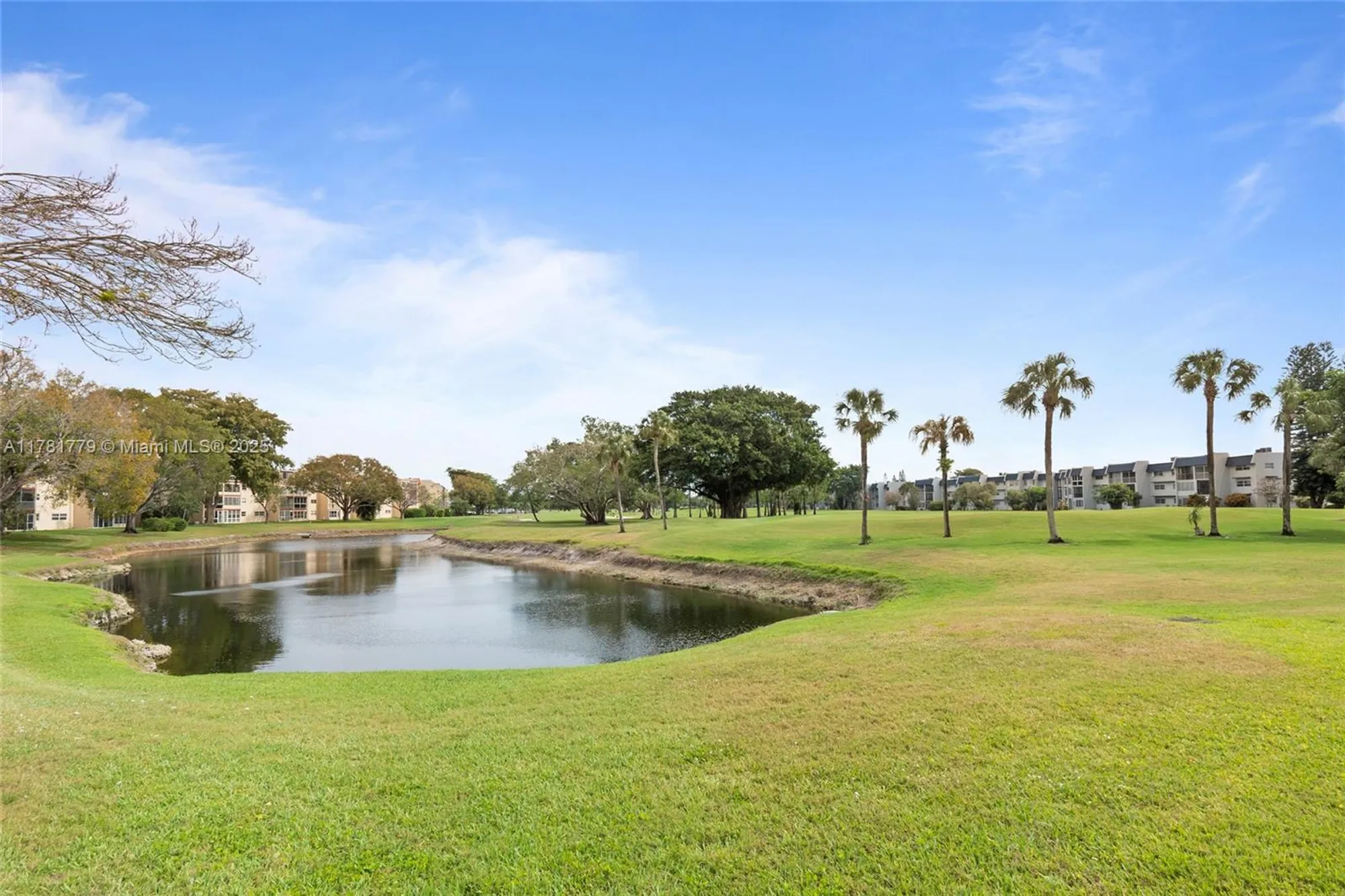 Property Slideshow image 22 of 29 | 1020 country club dr apt 206, Margate, FL, 33063