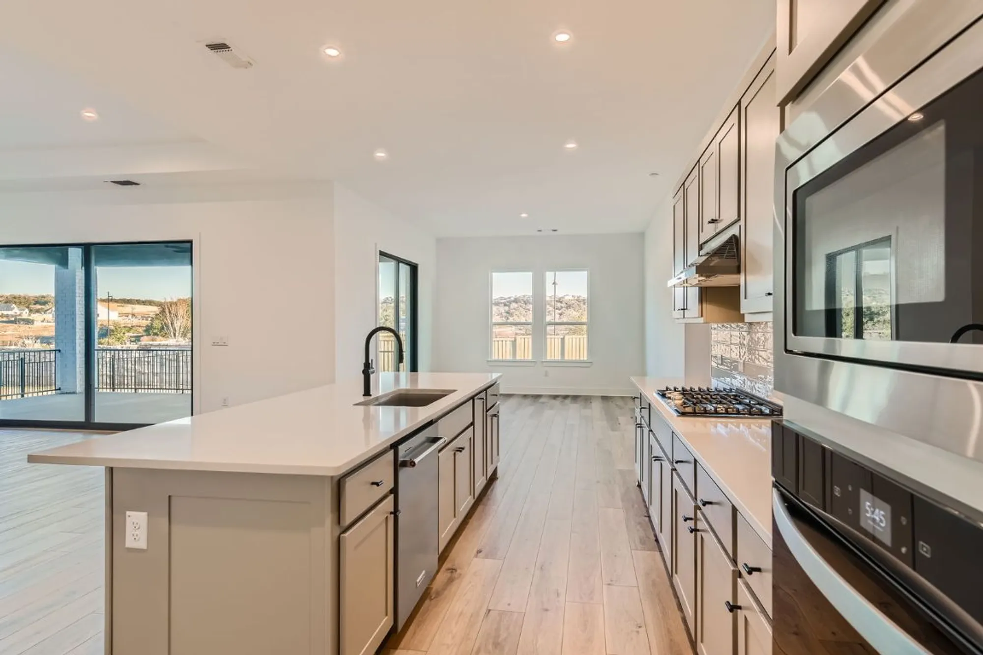 Property Slideshow image 14 of 40 | 300 alava way, Georgetown, TX, 78628