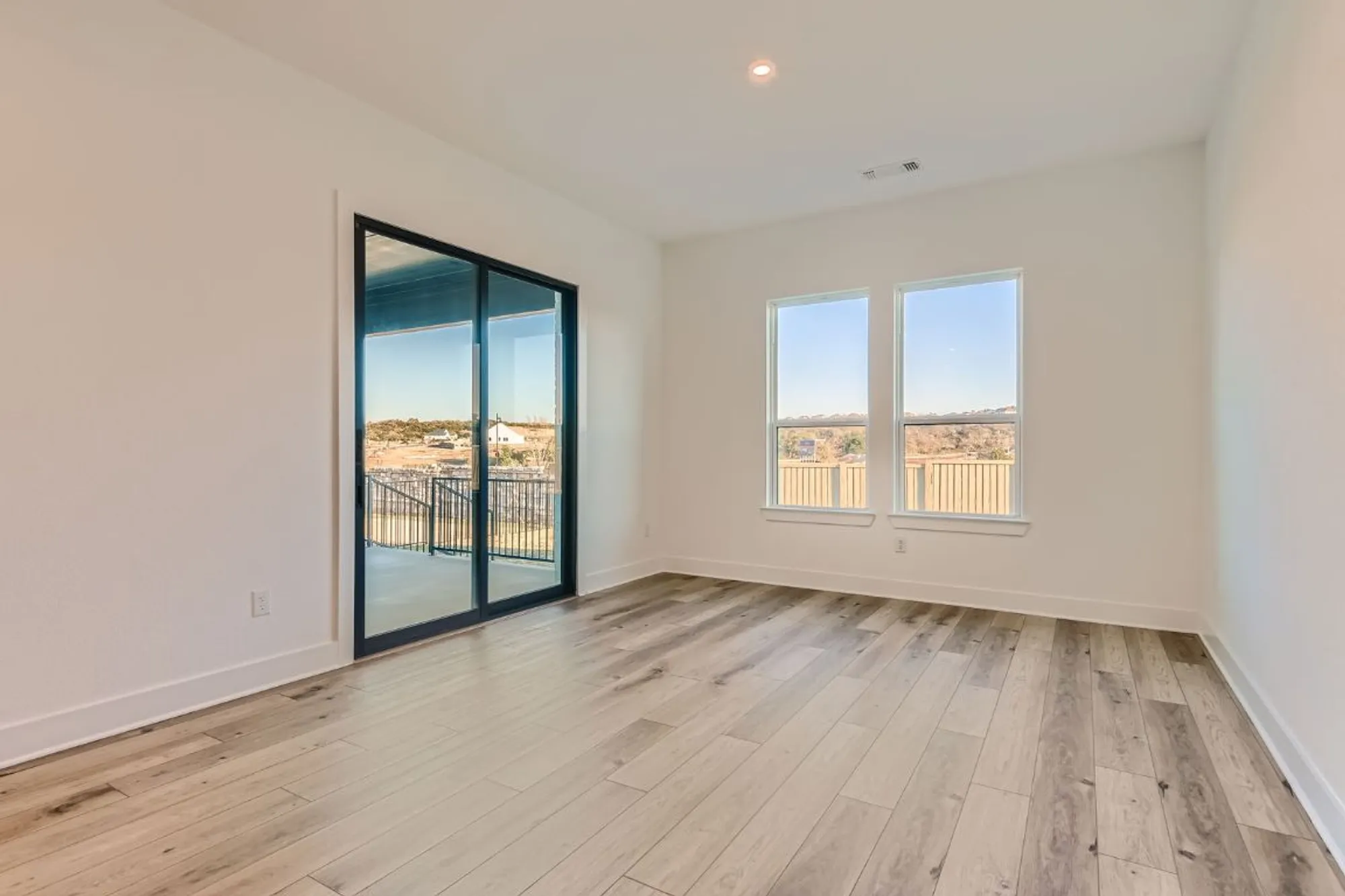 Property Slideshow image 16 of 40 | 300 alava way, Georgetown, TX, 78628