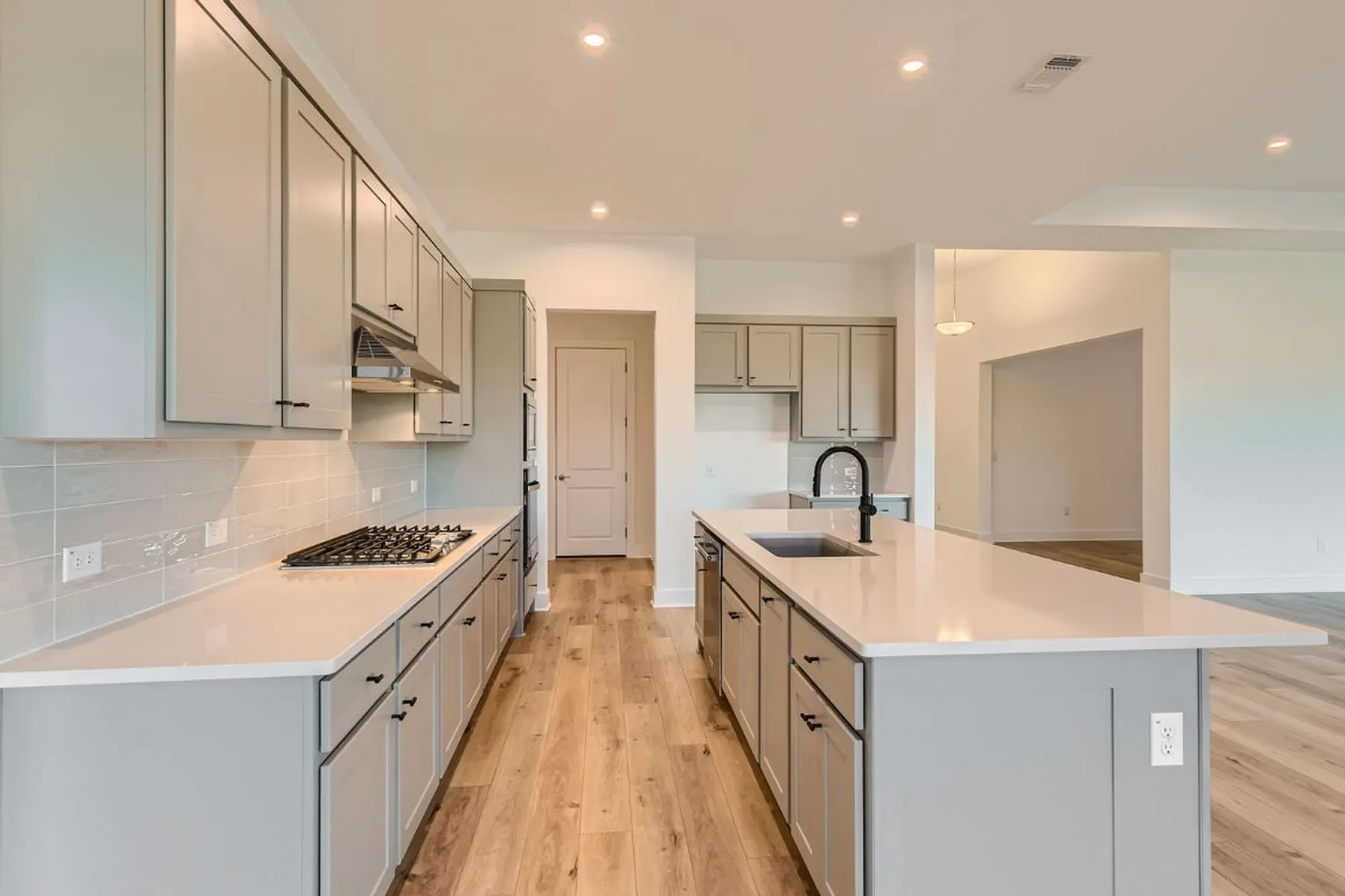 Property Slideshow image 12 of 40 | 300 alava way, Georgetown, TX, 78628