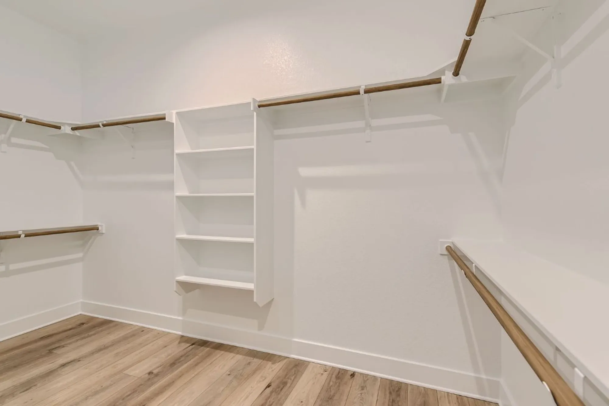 Property Slideshow image 22 of 40 | 300 alava way, Georgetown, TX, 78628