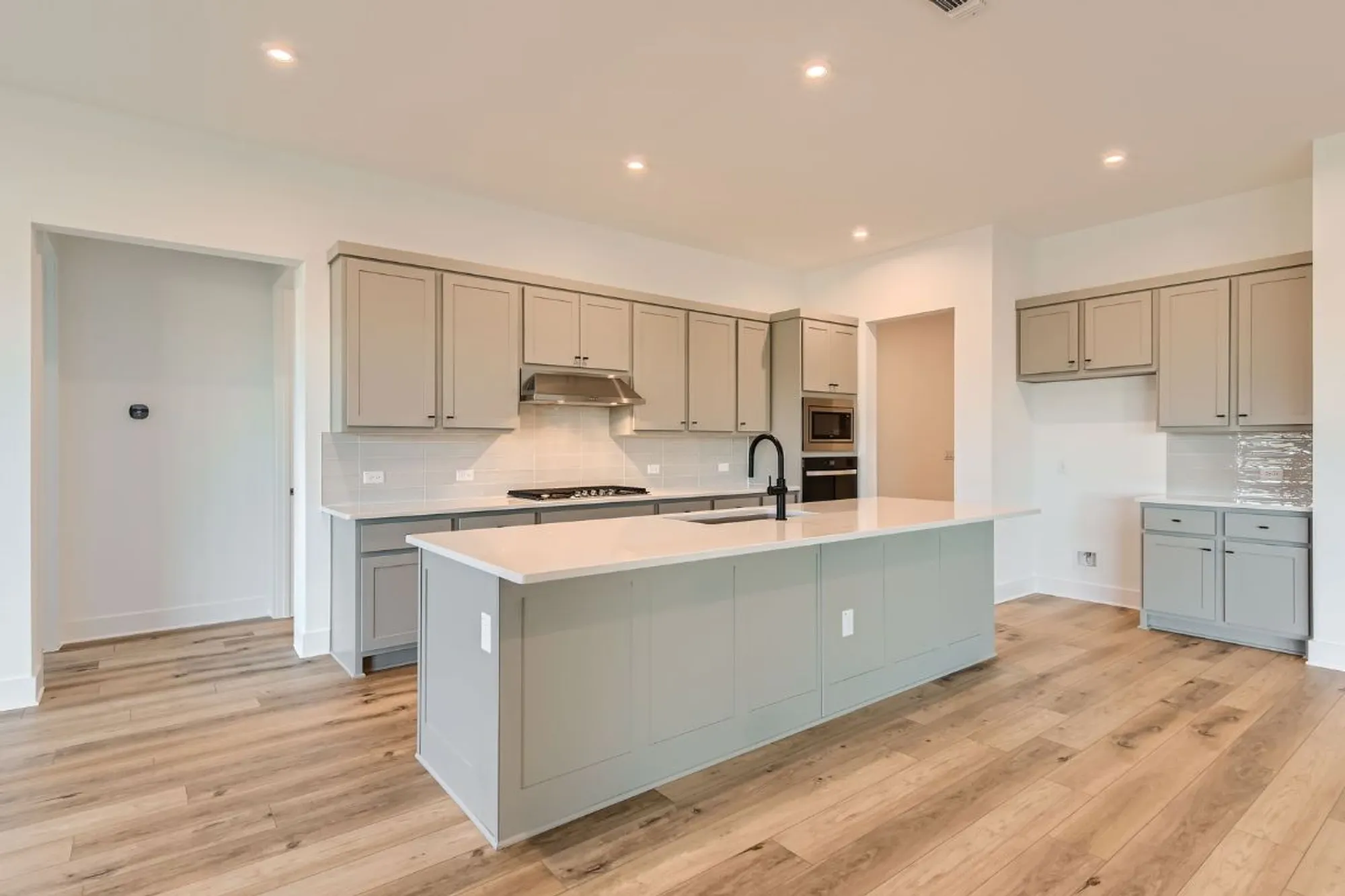 Property Slideshow image 9 of 40 | 300 alava way, Georgetown, TX, 78628