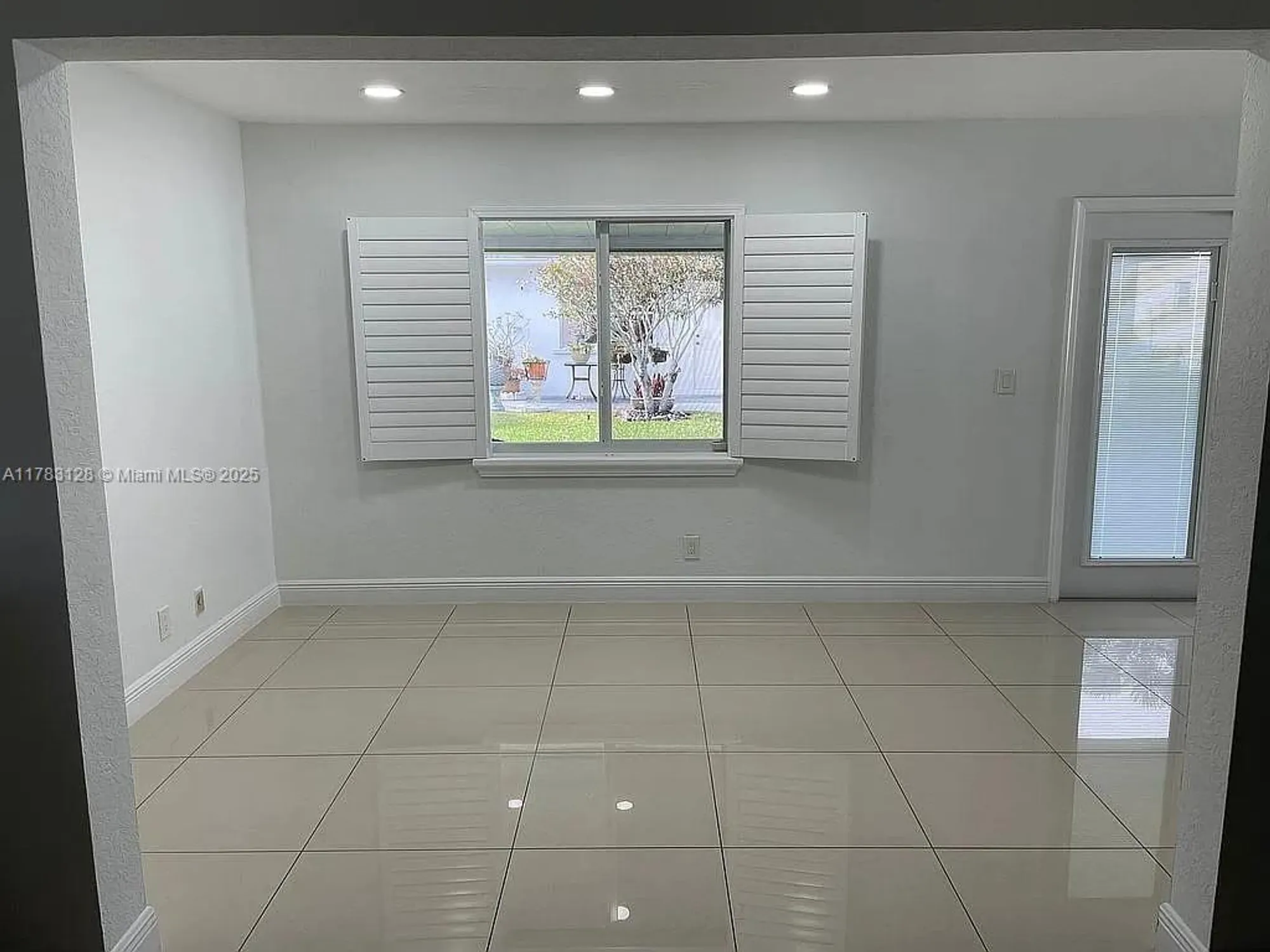 Property Slideshow image 22 of 75 | 1411 nw 90th dr, Plantation, FL, 33322