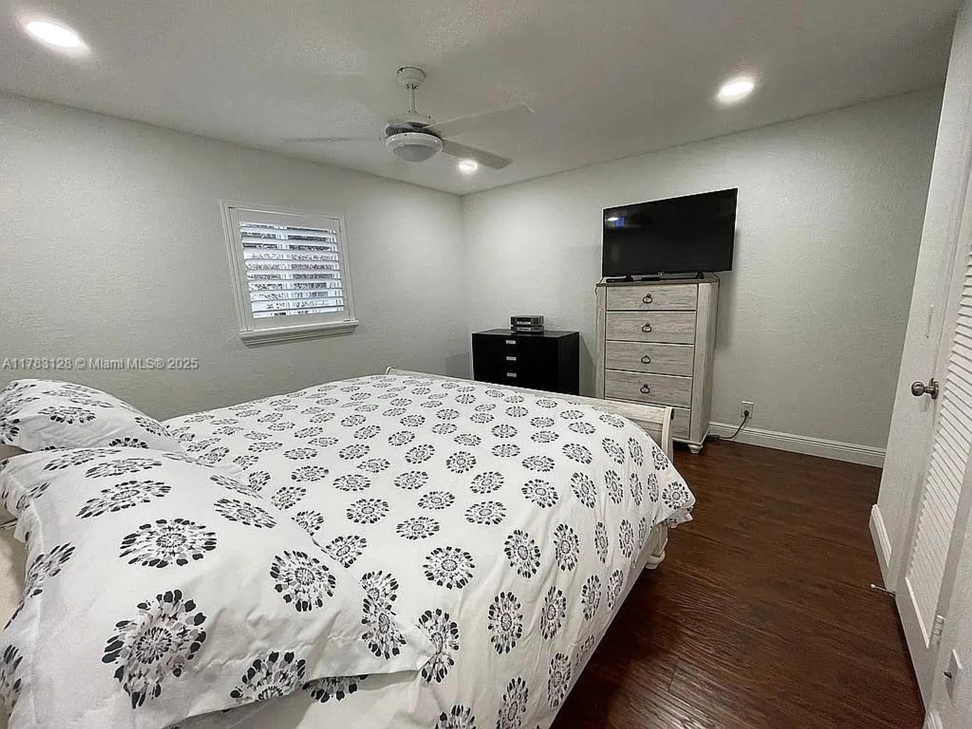 Property Slideshow image 39 of 75 | 1411 nw 90th dr, Plantation, FL, 33322