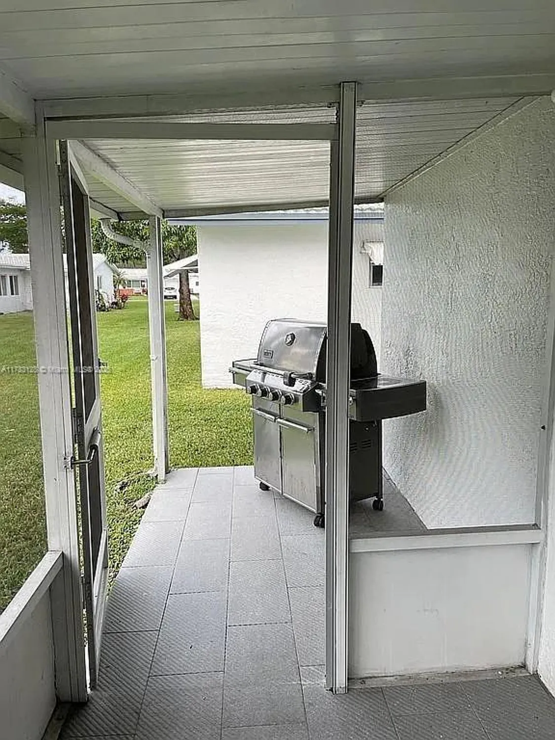 Property Slideshow image 32 of 75 | 1411 nw 90th dr, Plantation, FL, 33322