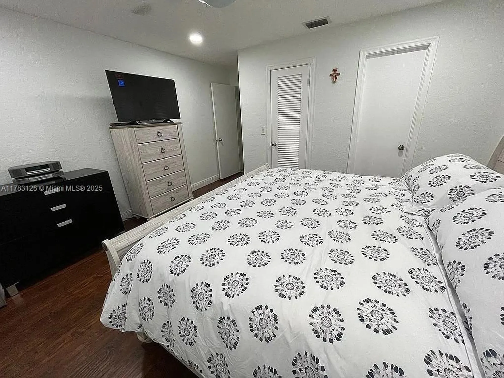 Property Slideshow image 40 of 75 | 1411 nw 90th dr, Plantation, FL, 33322