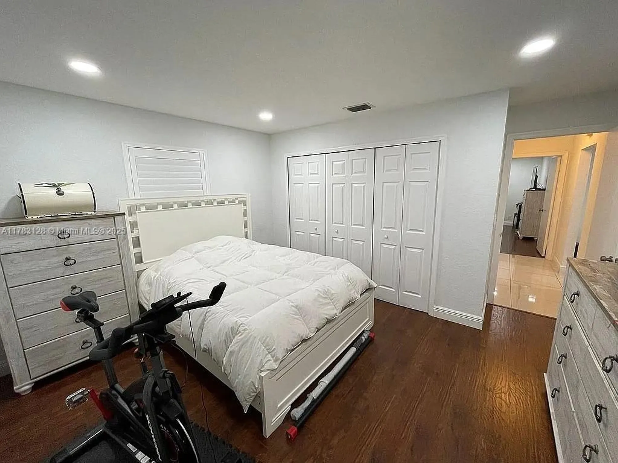 Property Slideshow image 43 of 75 | 1411 nw 90th dr, Plantation, FL, 33322