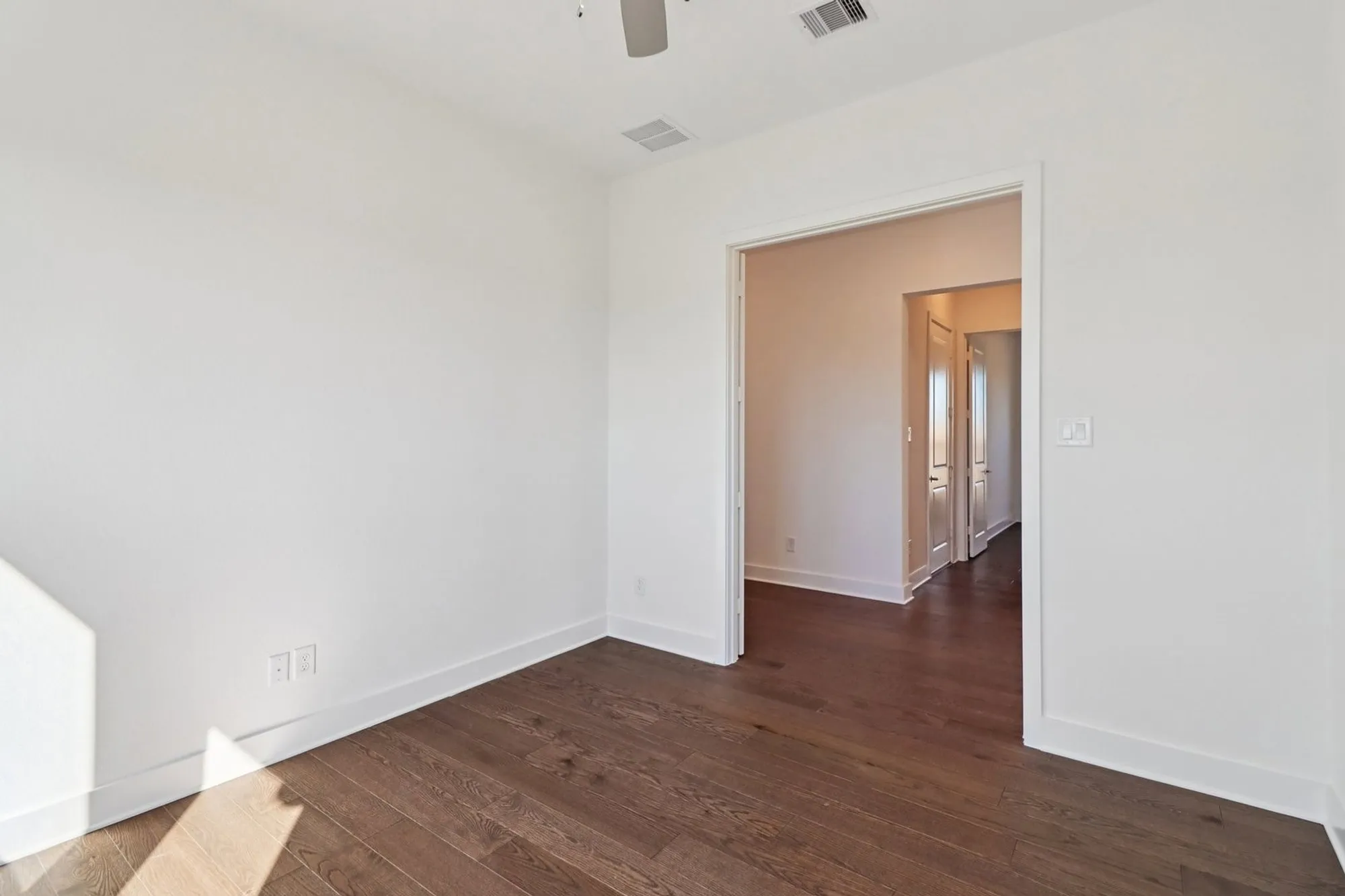 Property Slideshow image 7 of 32 | 1322 secret grove trl, Tomball, TX, 77375