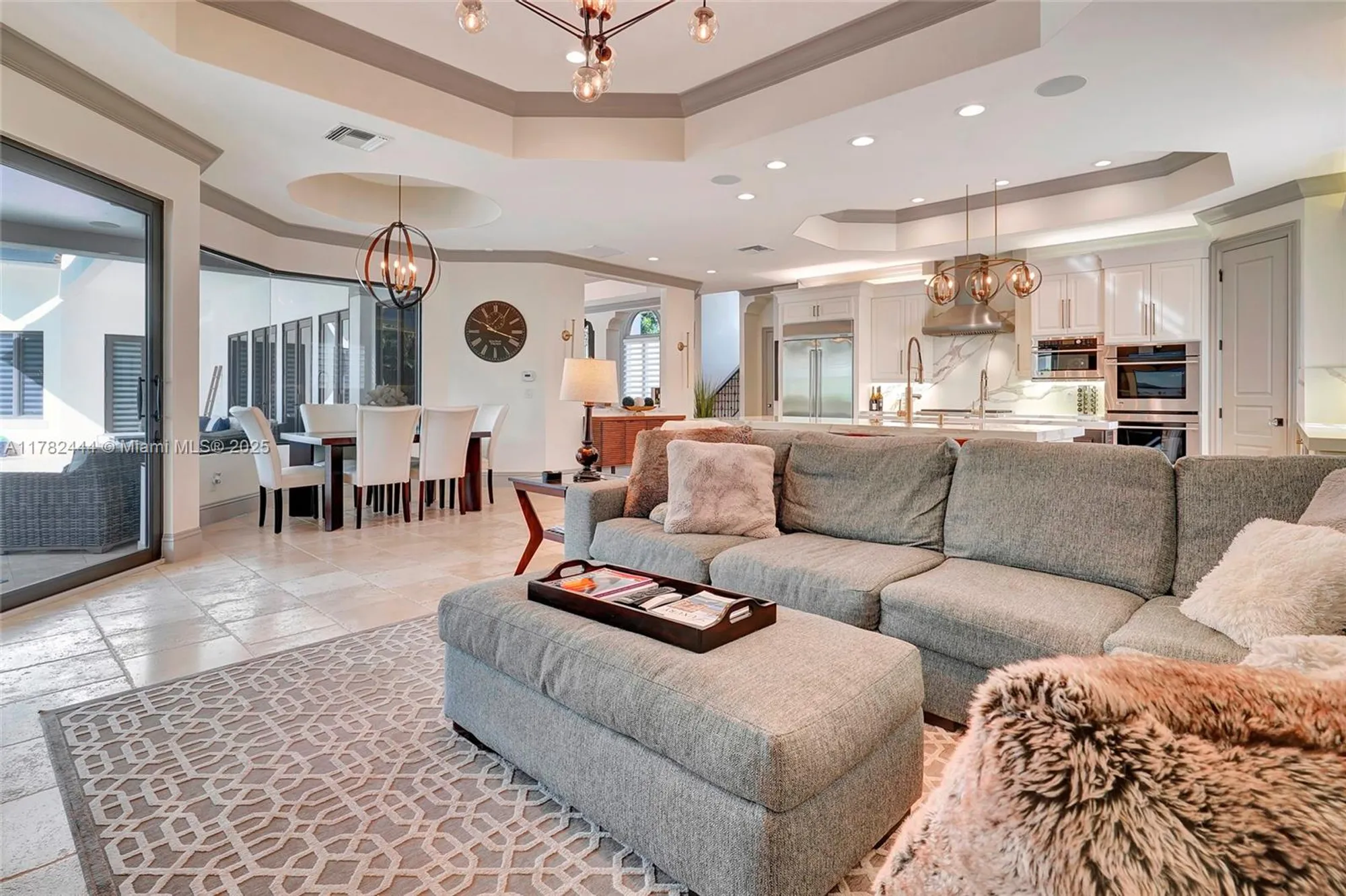 Property Slideshow image 16 of 56 | 606 binnacle dr, Naples, FL, 34103