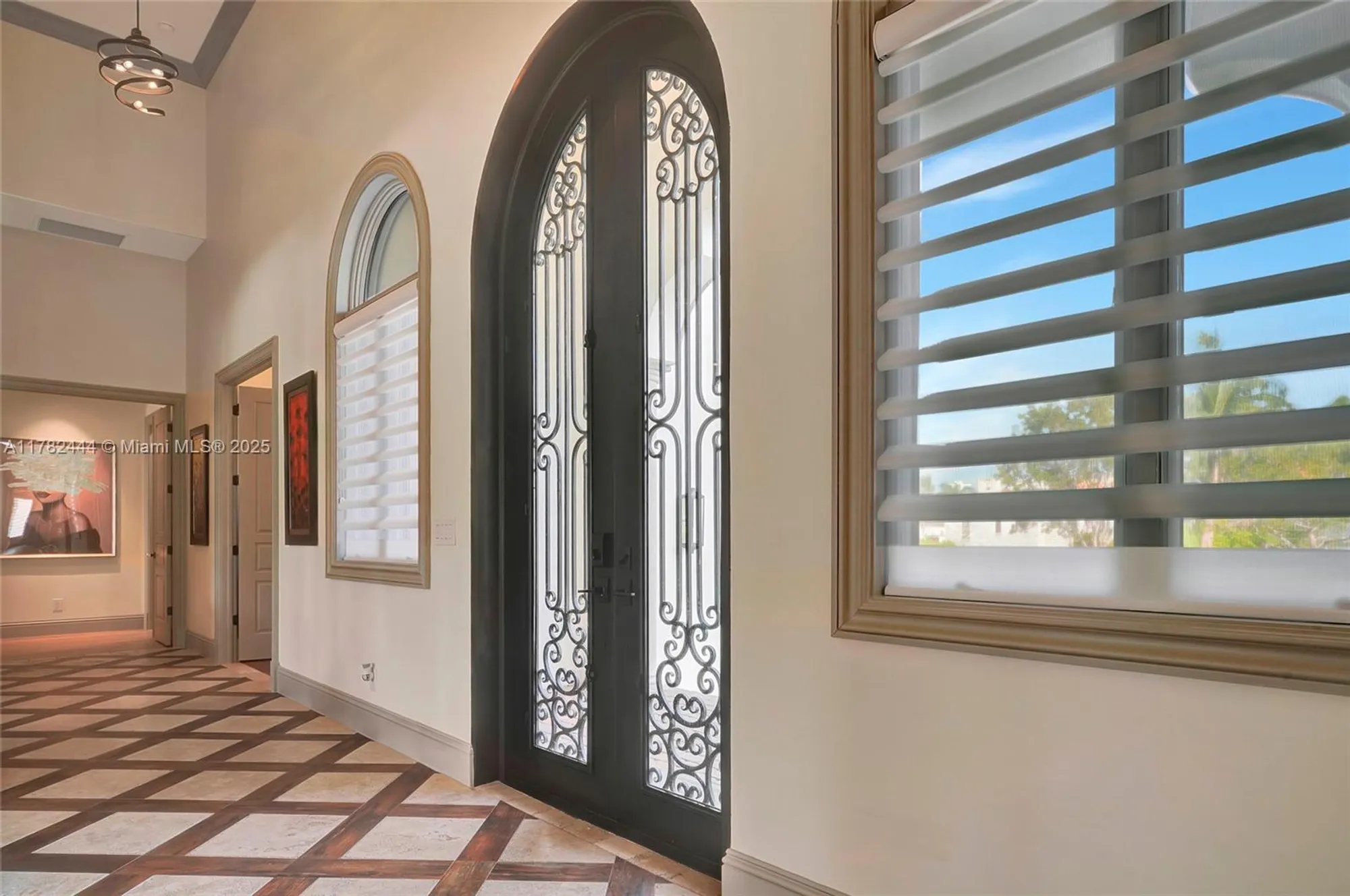 Property Slideshow image 10 of 56 | 606 binnacle dr, Naples, FL, 34103
