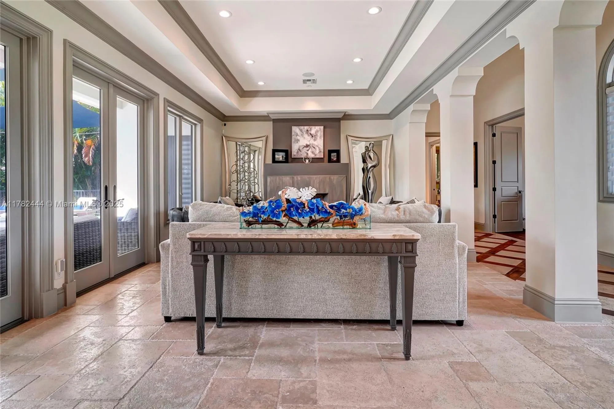 Property Slideshow image 26 of 56 | 606 binnacle dr, Naples, FL, 34103