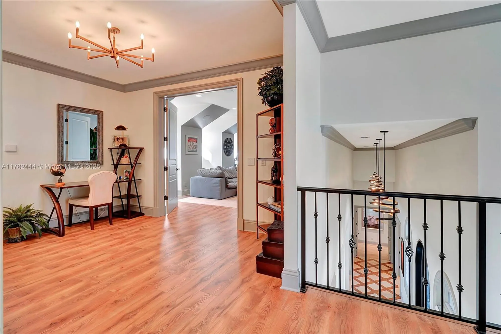 Property Slideshow image 45 of 56 | 606 binnacle dr, Naples, FL, 34103