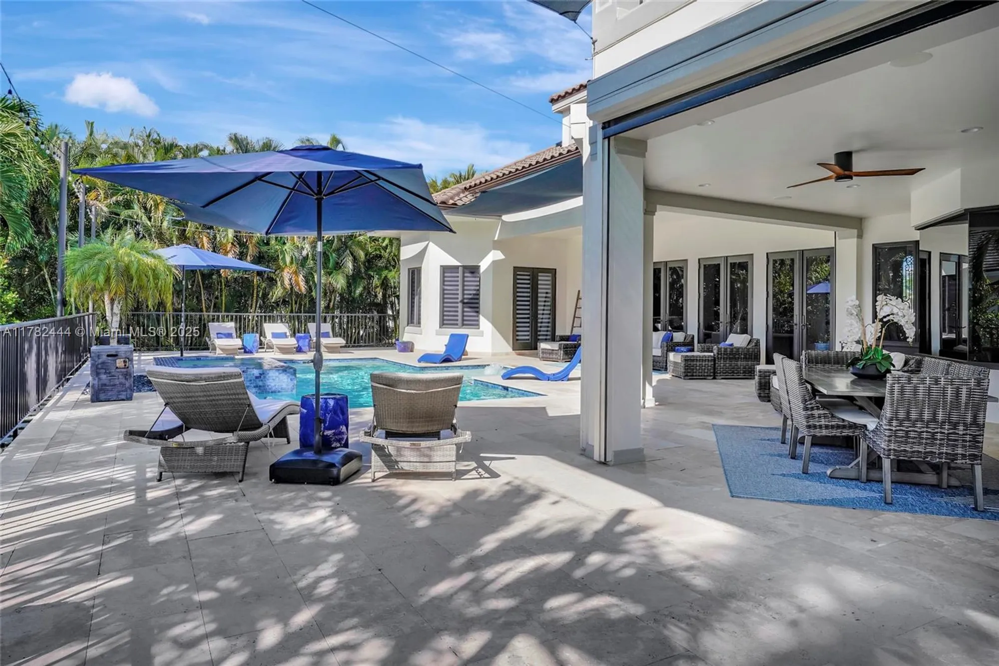 Property Slideshow image 4 of 56 | 606 binnacle dr, Naples, FL, 34103