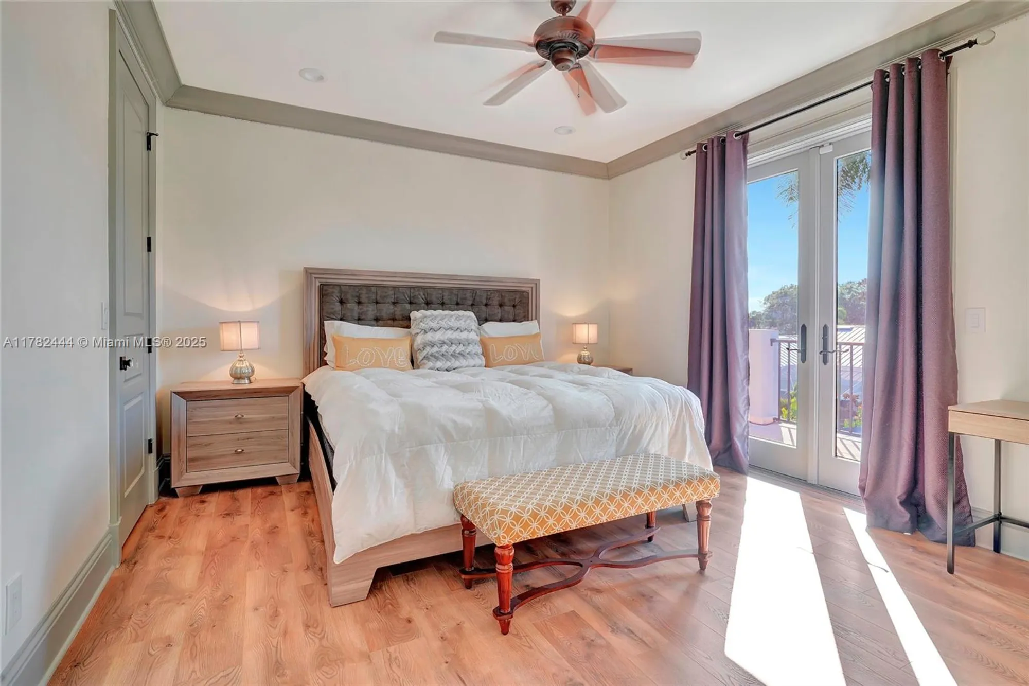 Property Slideshow image 51 of 56 | 606 binnacle dr, Naples, FL, 34103