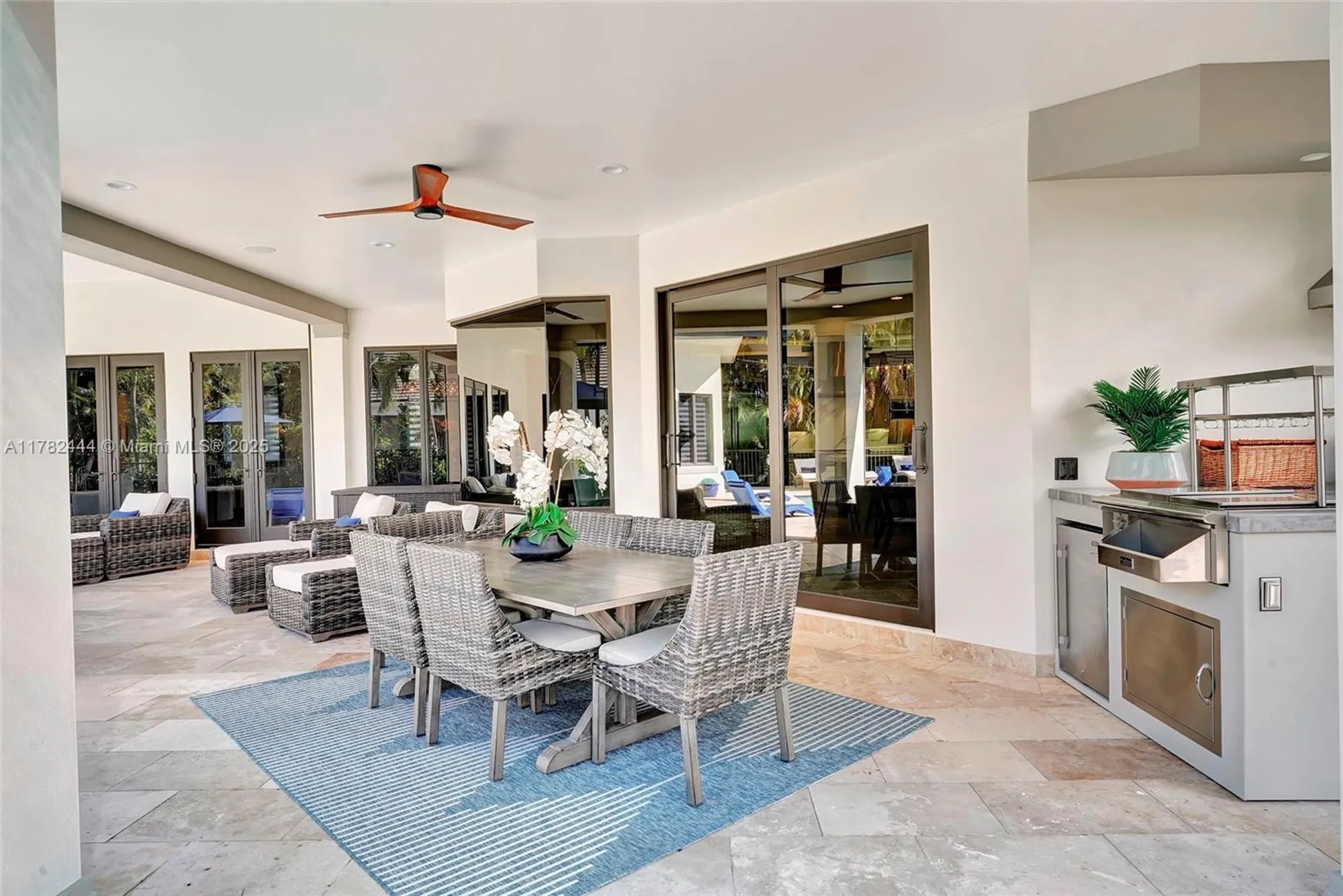 Property Slideshow image 8 of 56 | 606 binnacle dr, Naples, FL, 34103