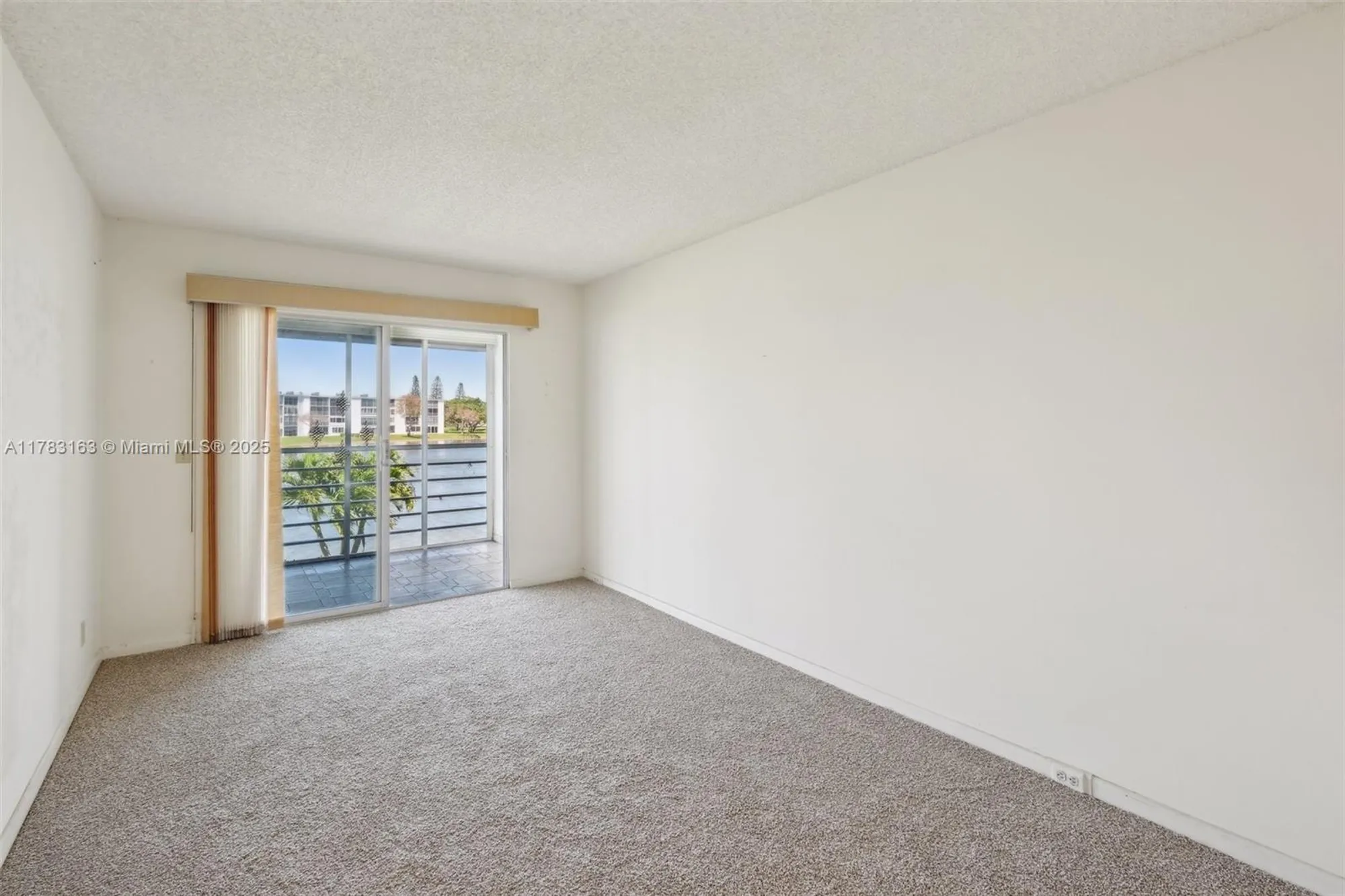 Property Slideshow image 16 of 27 | 2052 exeter c, Boca Raton, FL, 33434
