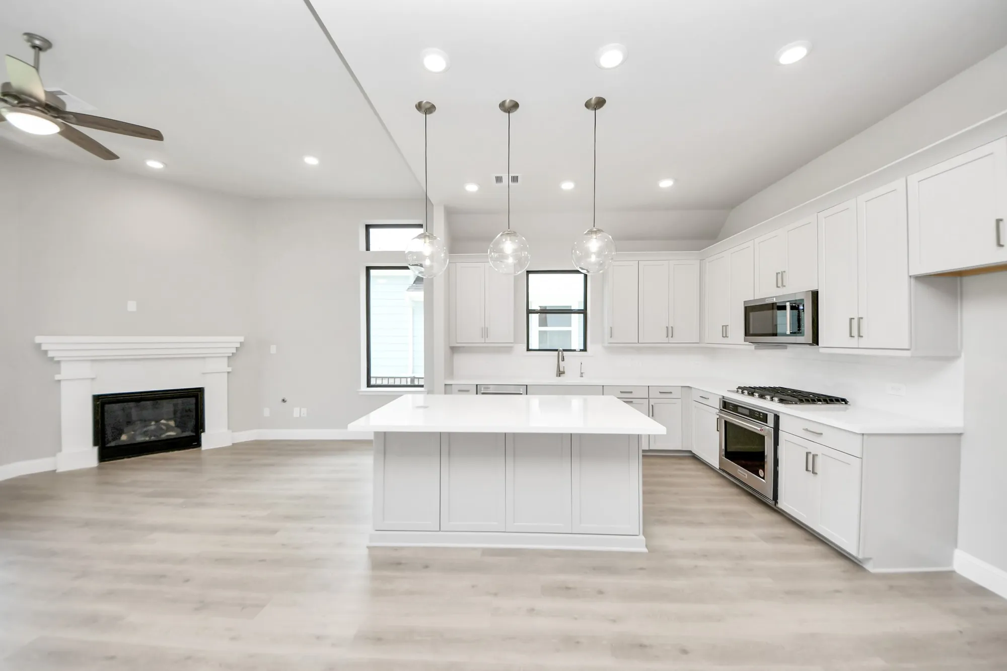 Property Slideshow image 19 of 33 | 14628 cedar elm ct, Willis, TX, 77318