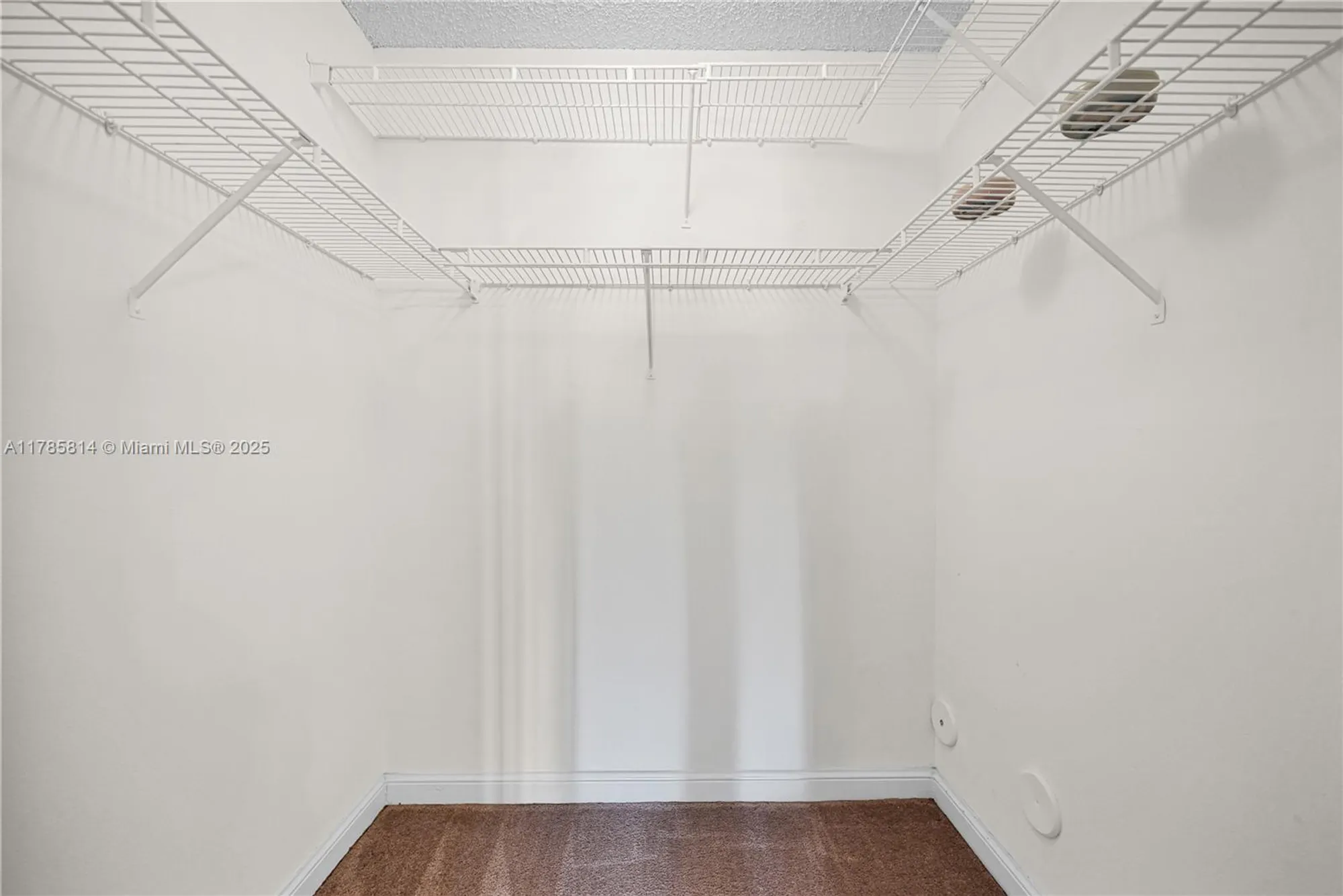 Property Slideshow image 13 of 40 | 7640 westwood dr apt 404, Tamarac, FL, 33321