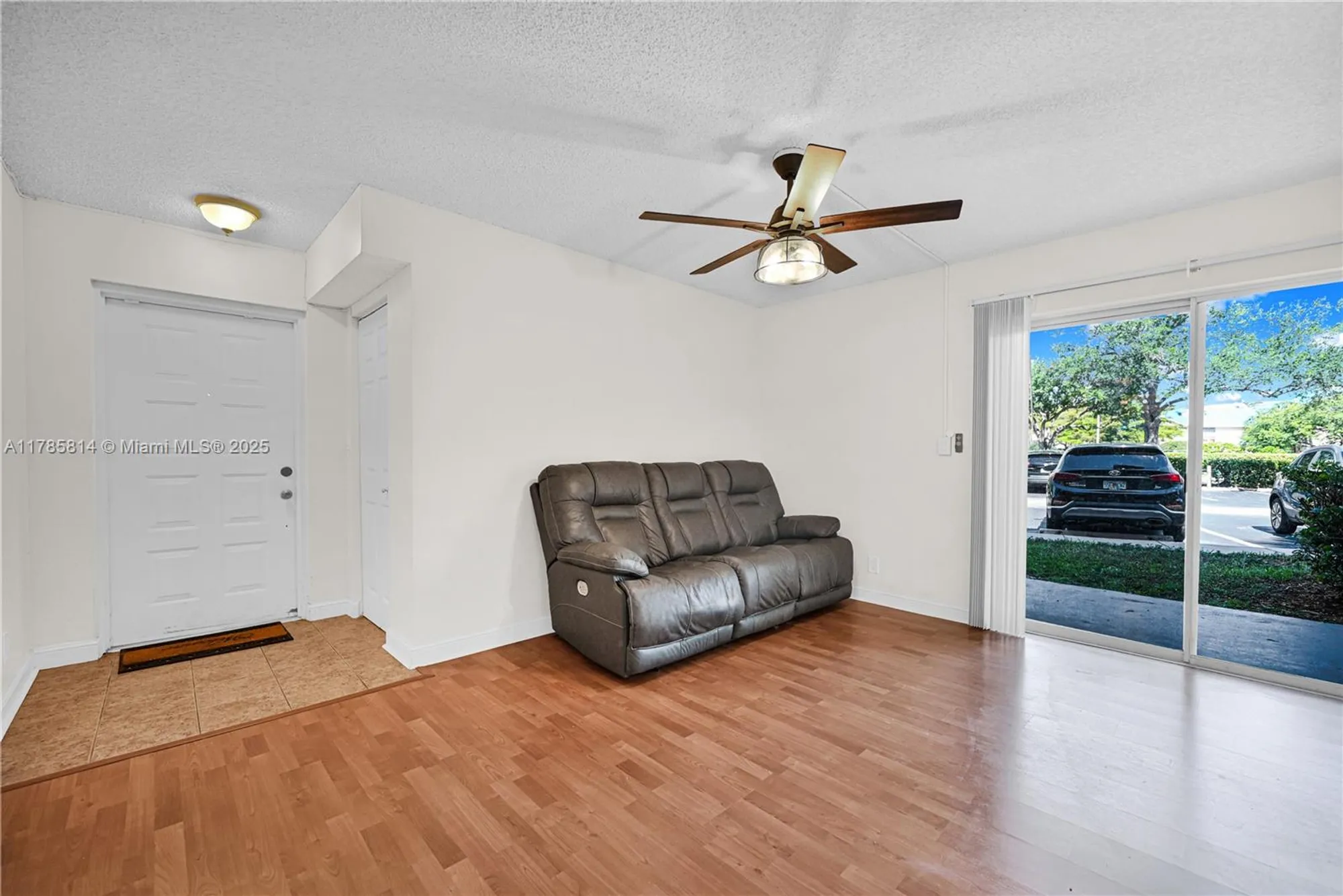 Property Slideshow image 6 of 40 | 7640 westwood dr apt 404, Tamarac, FL, 33321