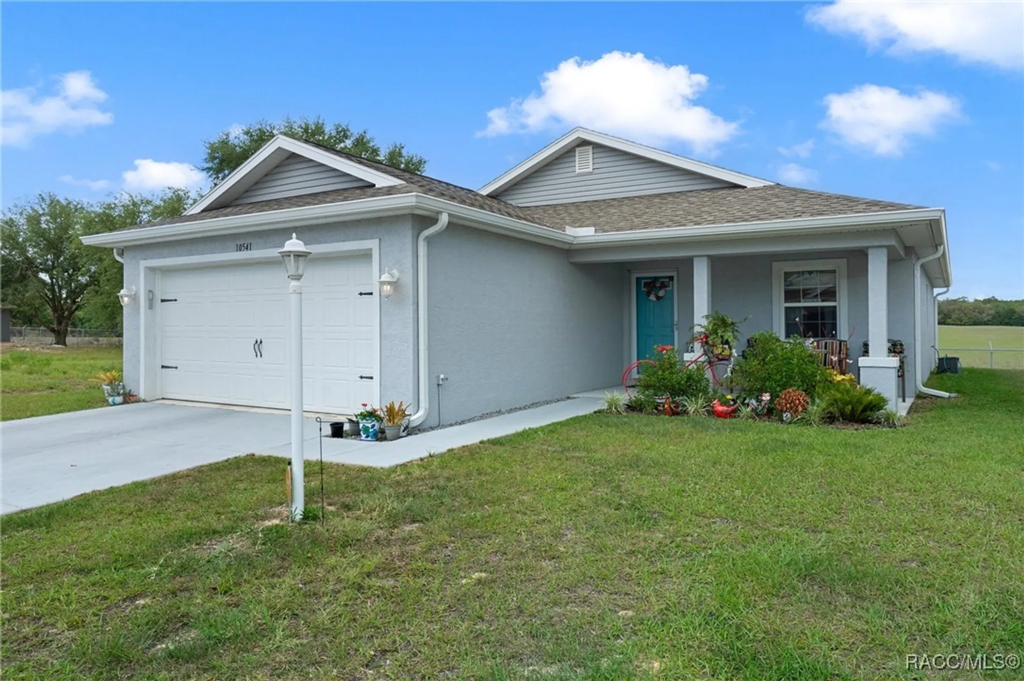 Property Slideshow image 1 of 39 | 10541 s drew bryant cir, Floral City, FL, 34436