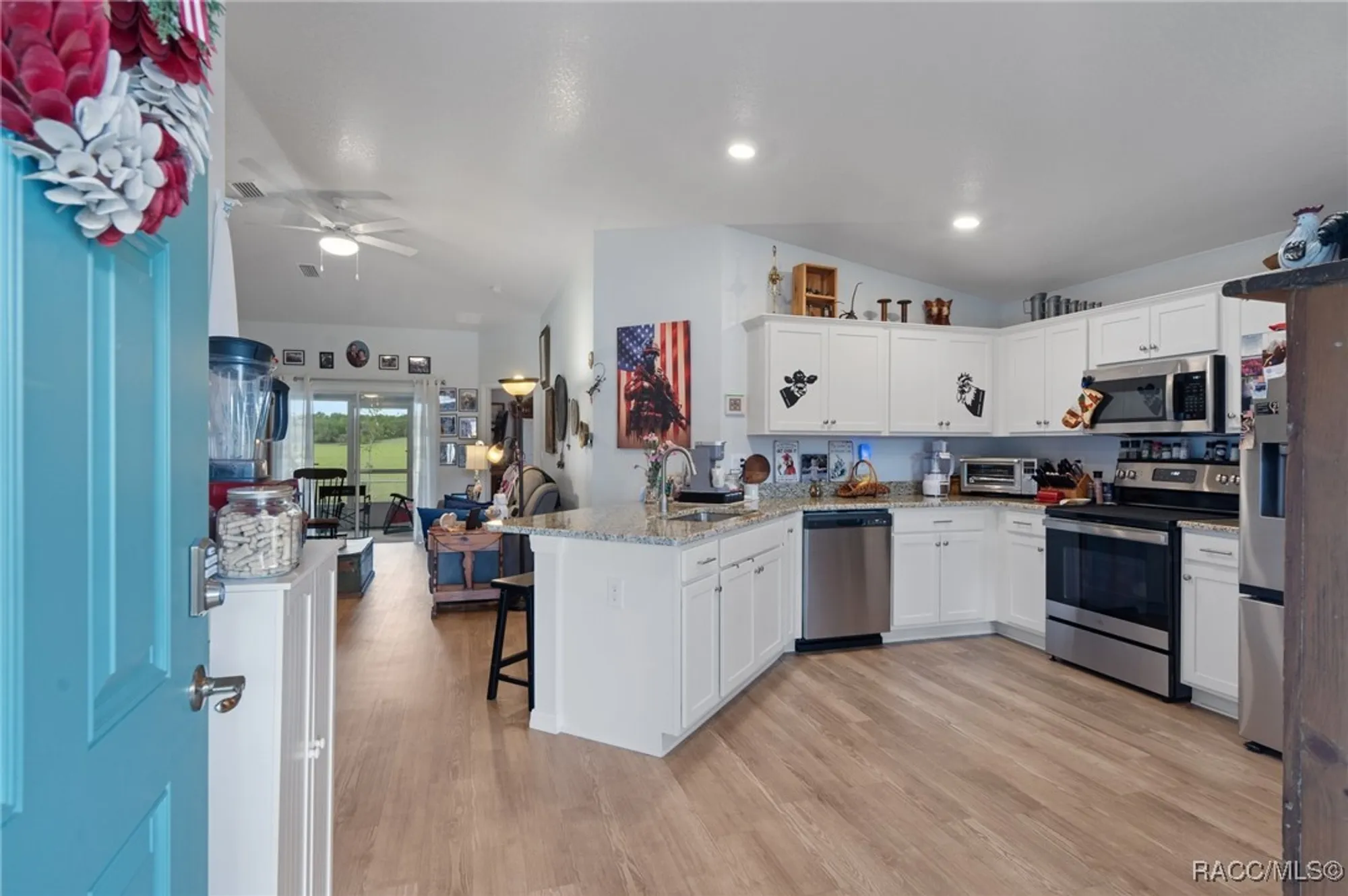 Property Slideshow image 11 of 39 | 10541 s drew bryant cir, Floral City, FL, 34436