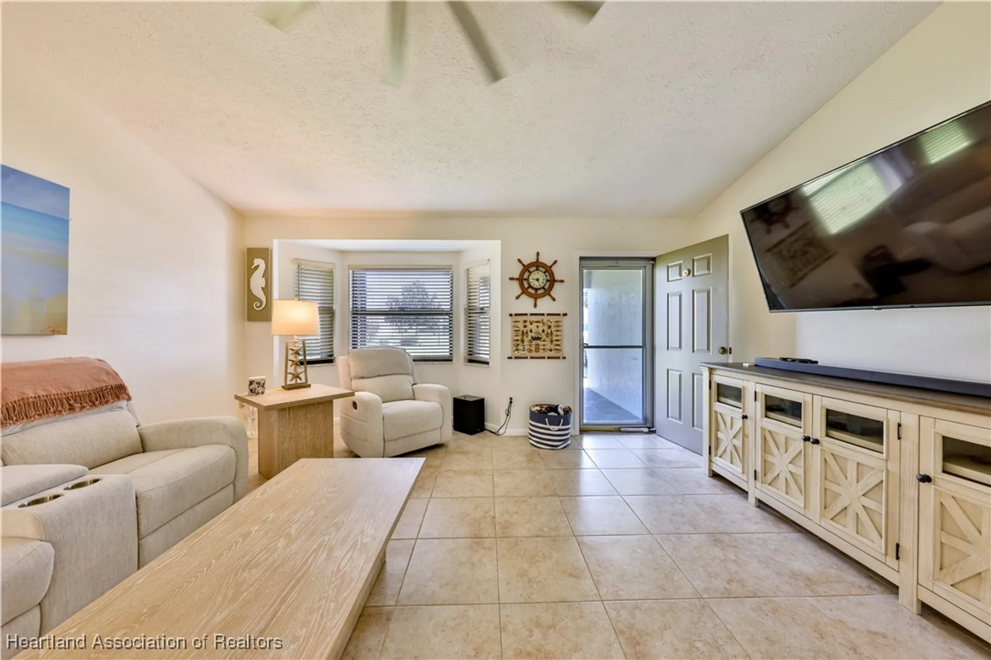 Property Slideshow image 5 of 25 | 3745 camry ct, Sebring, FL, 33872