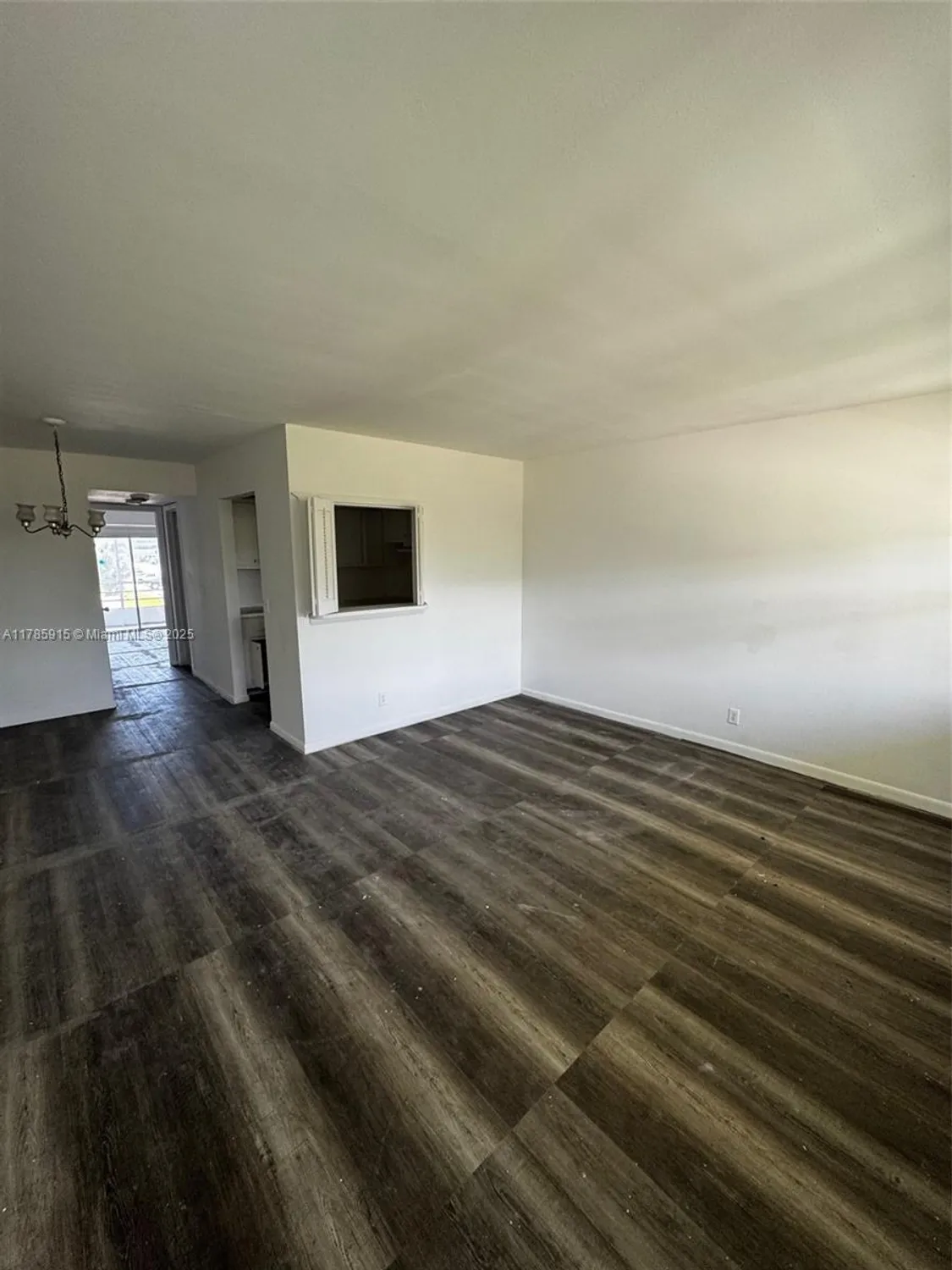 Property Slideshow image 1 of 9 | 42 sheffield b b, West Palm Beach, FL, 33417