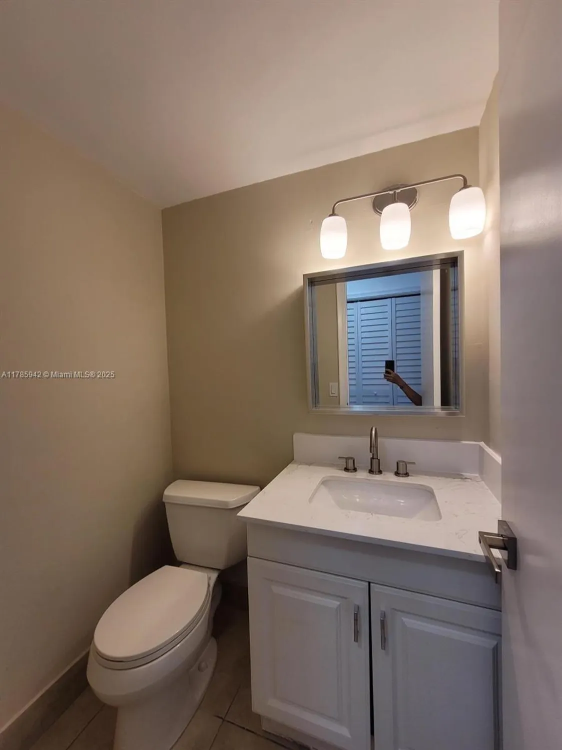 Property Slideshow image 10 of 18 | 14 salisbury a # 14, West Palm Beach, FL, 33417